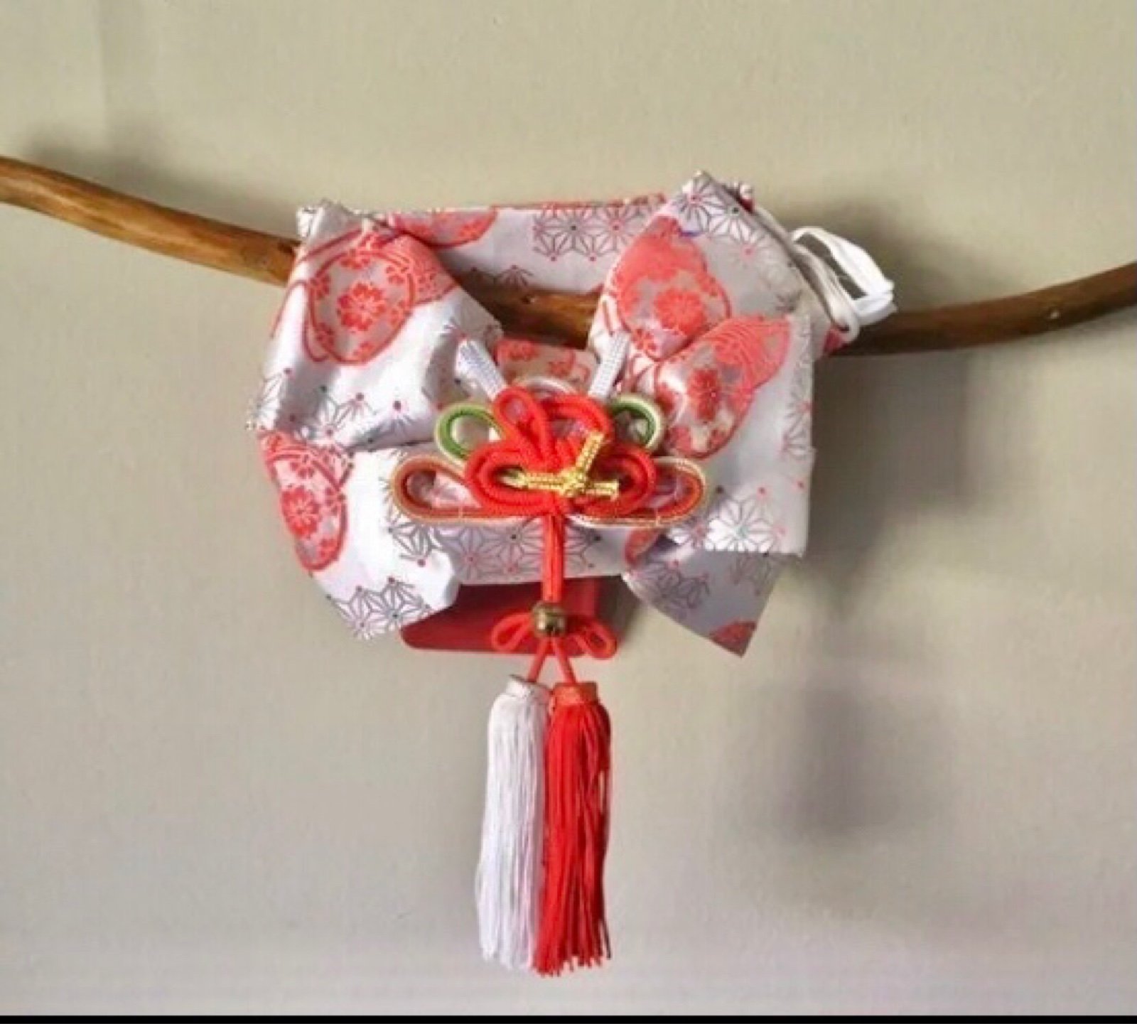 Silver, Red and White Japanese Kimino OBI for girls 3-5years old.