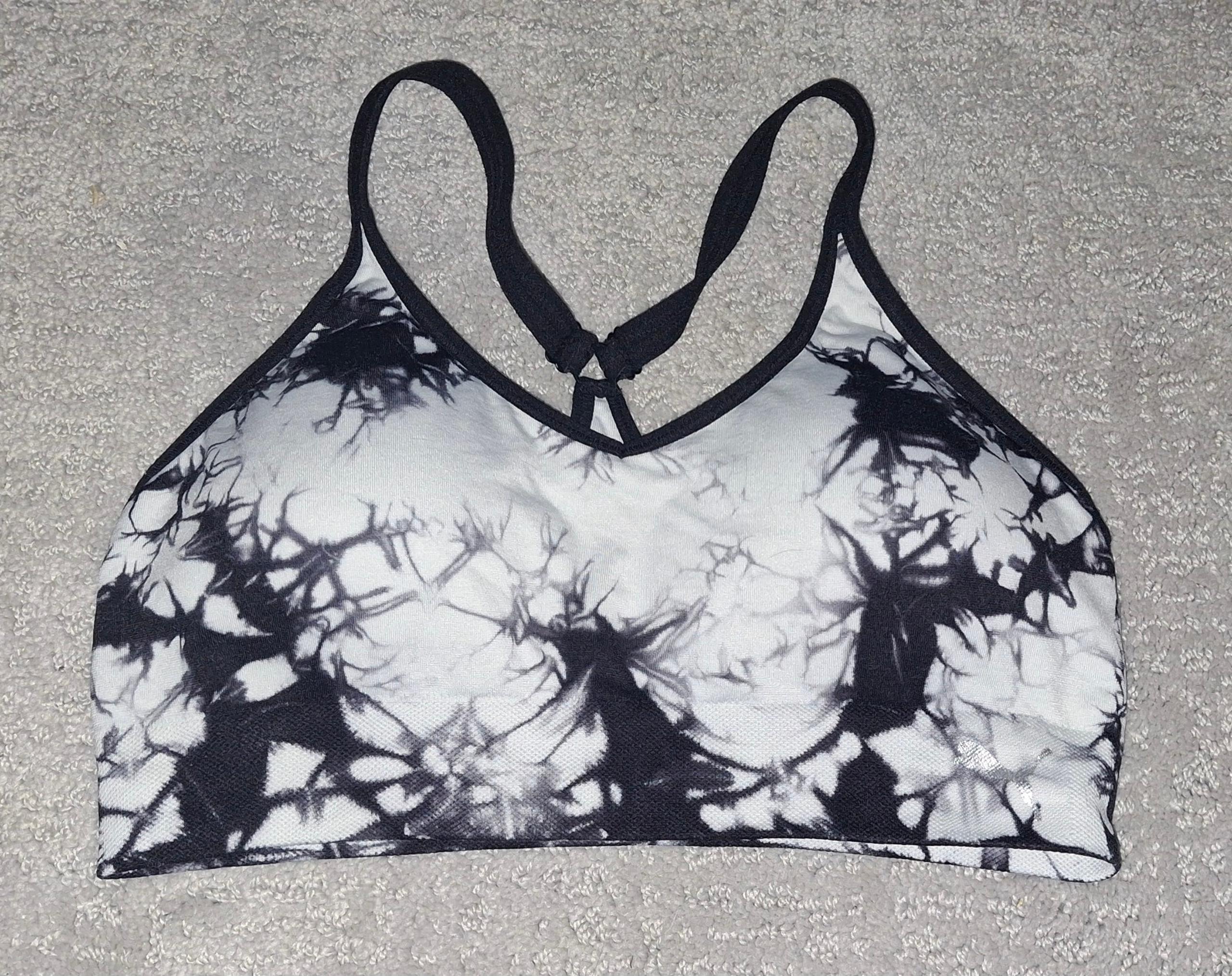 Women's Puma Sports Bra Size M