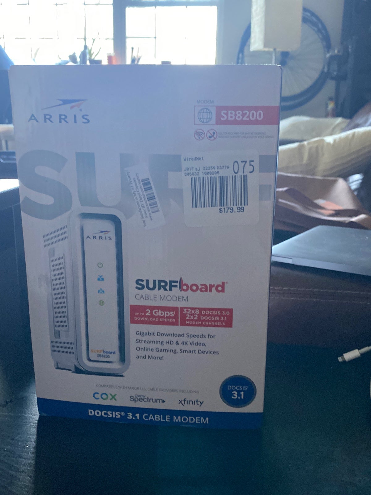 Arris Surfboard