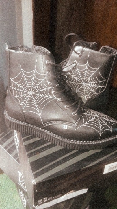 T.U.K platform boots