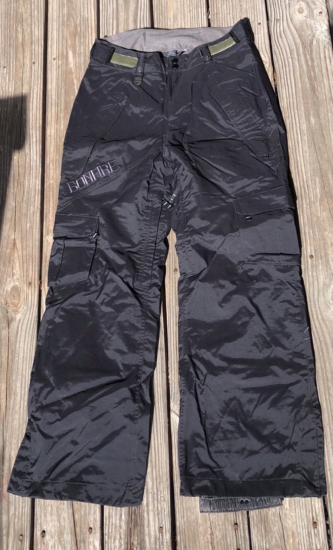 Snowboarding pants