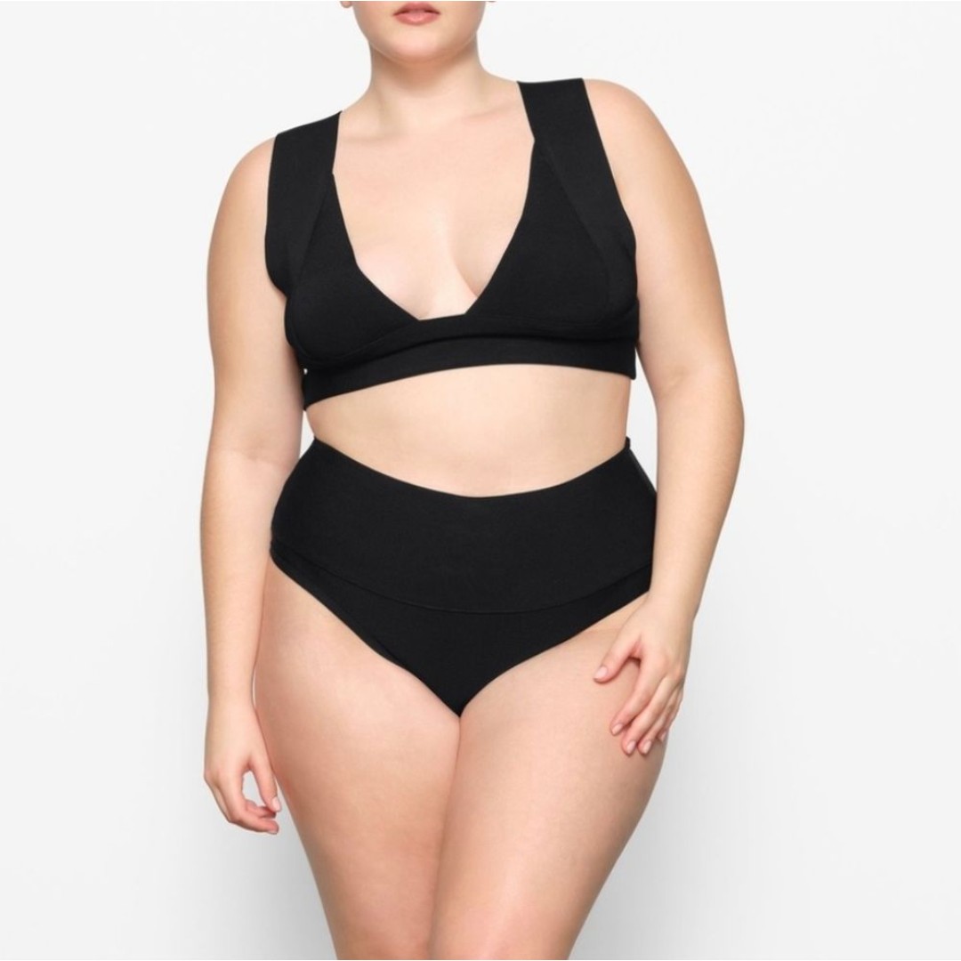 NWT SKIMS KNIT SWIM PLUNGE TOP & HIGH WAIST BOTTOM SET