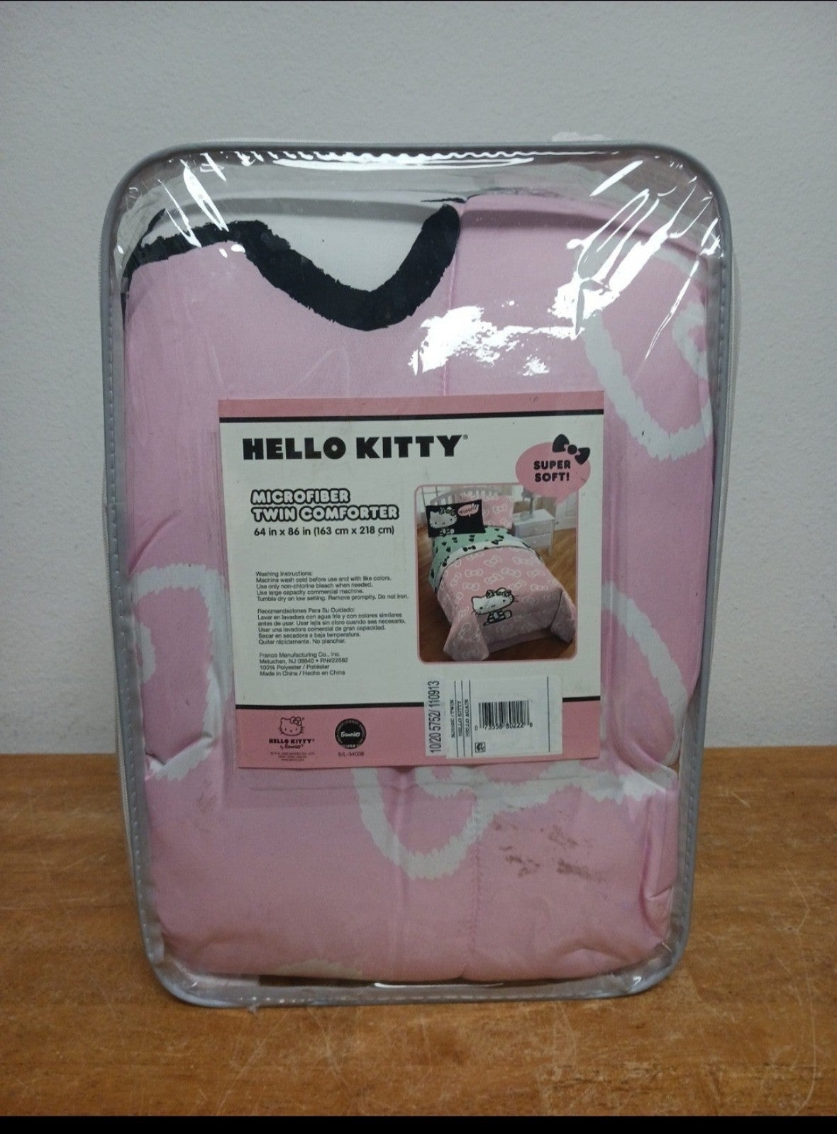 Hello Kitty Microfiber Twin Comforter Pink 64in X 86in