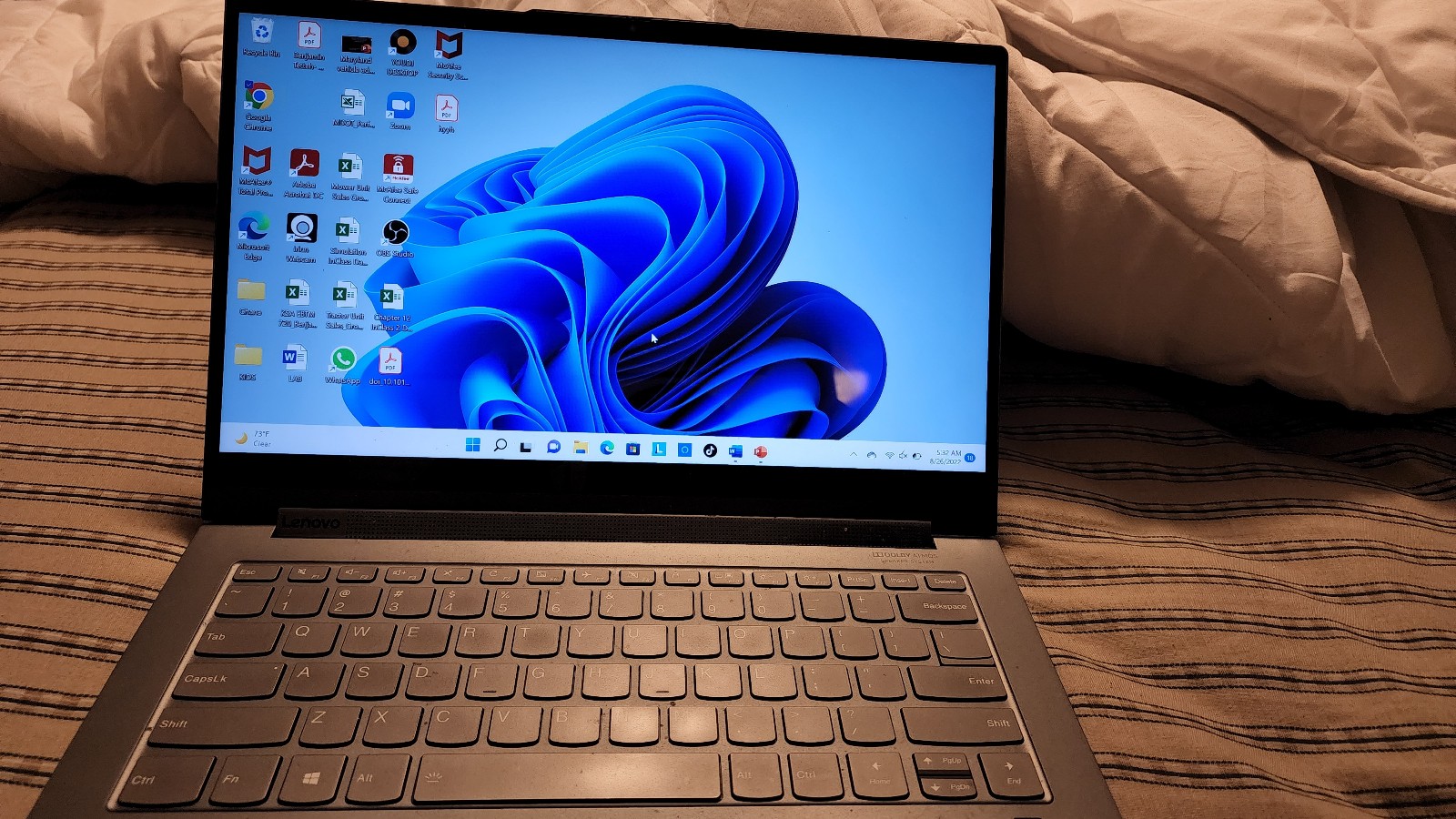 Lenovo Yoga C940-14IIL 14 4K UHD Touch i7-11 Gen. 1.5GHz 16GB 512GB W11H 2in1