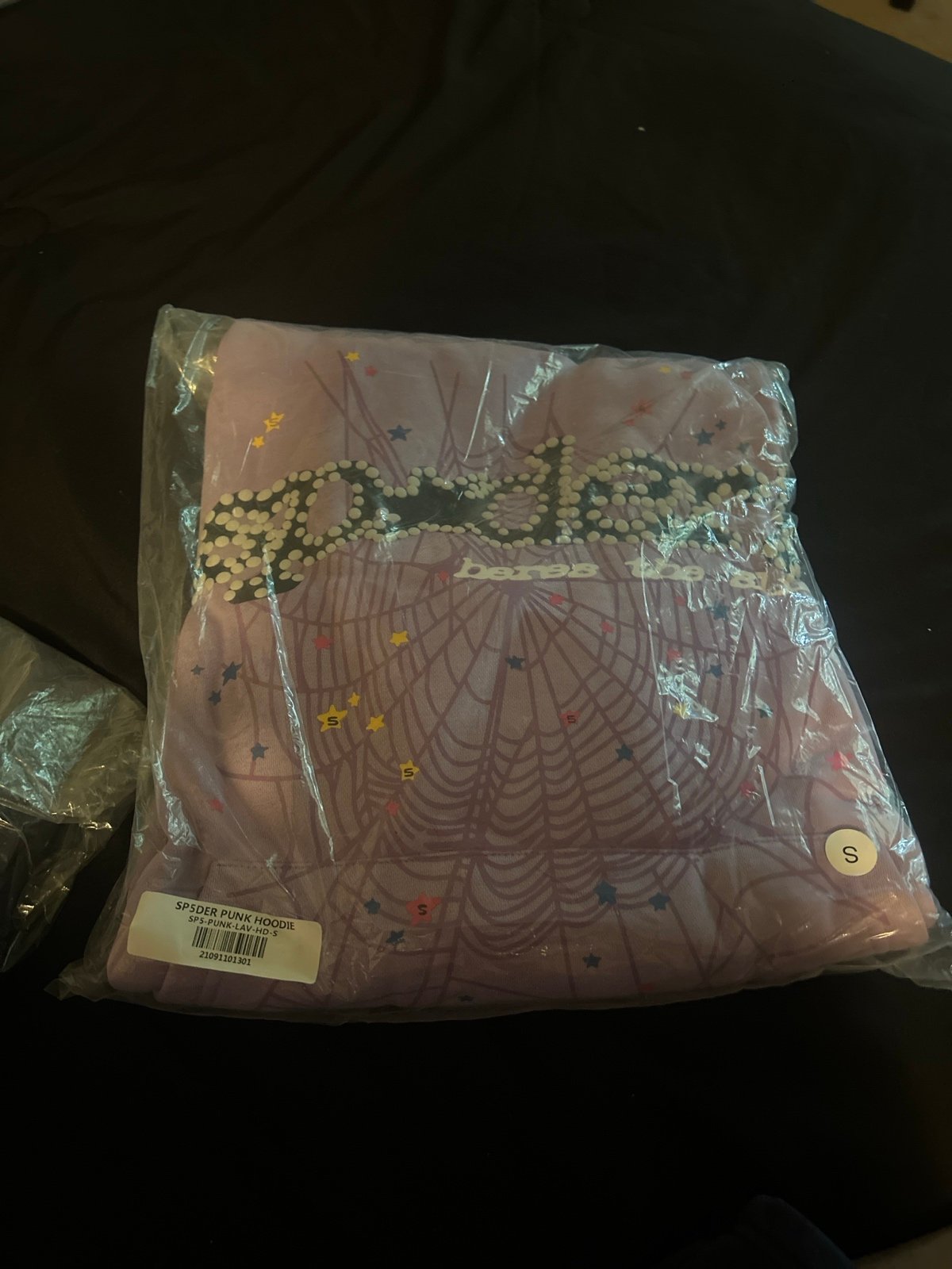 Quilted Puffer Scarf + Eye Mask - Black · FIGS