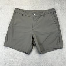 Lululemon Commission Shorts Mens 34 Gray Chino Performance Classic Fit Golf 7