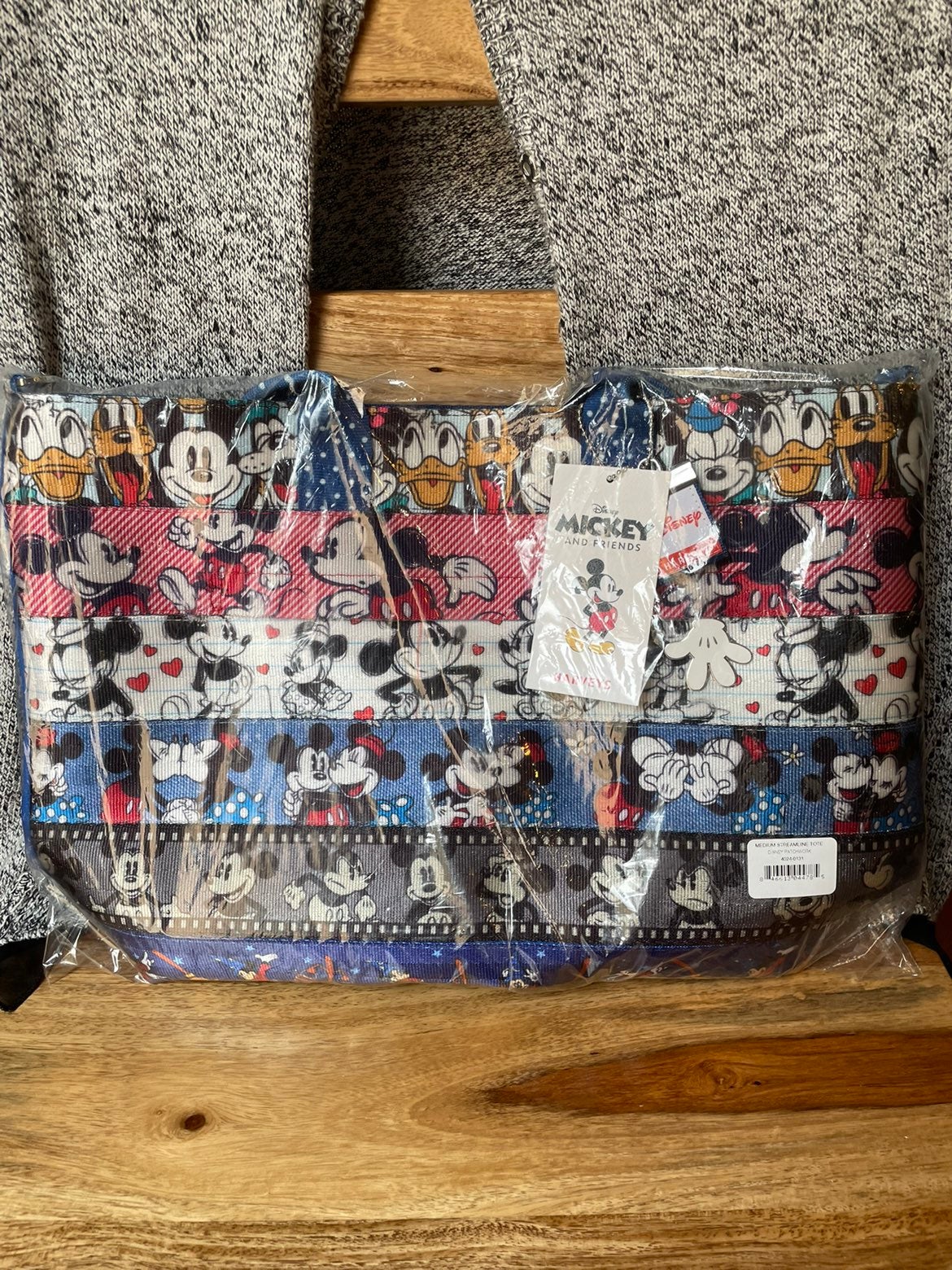 Harveys Disney Mickey Patchwork MSL