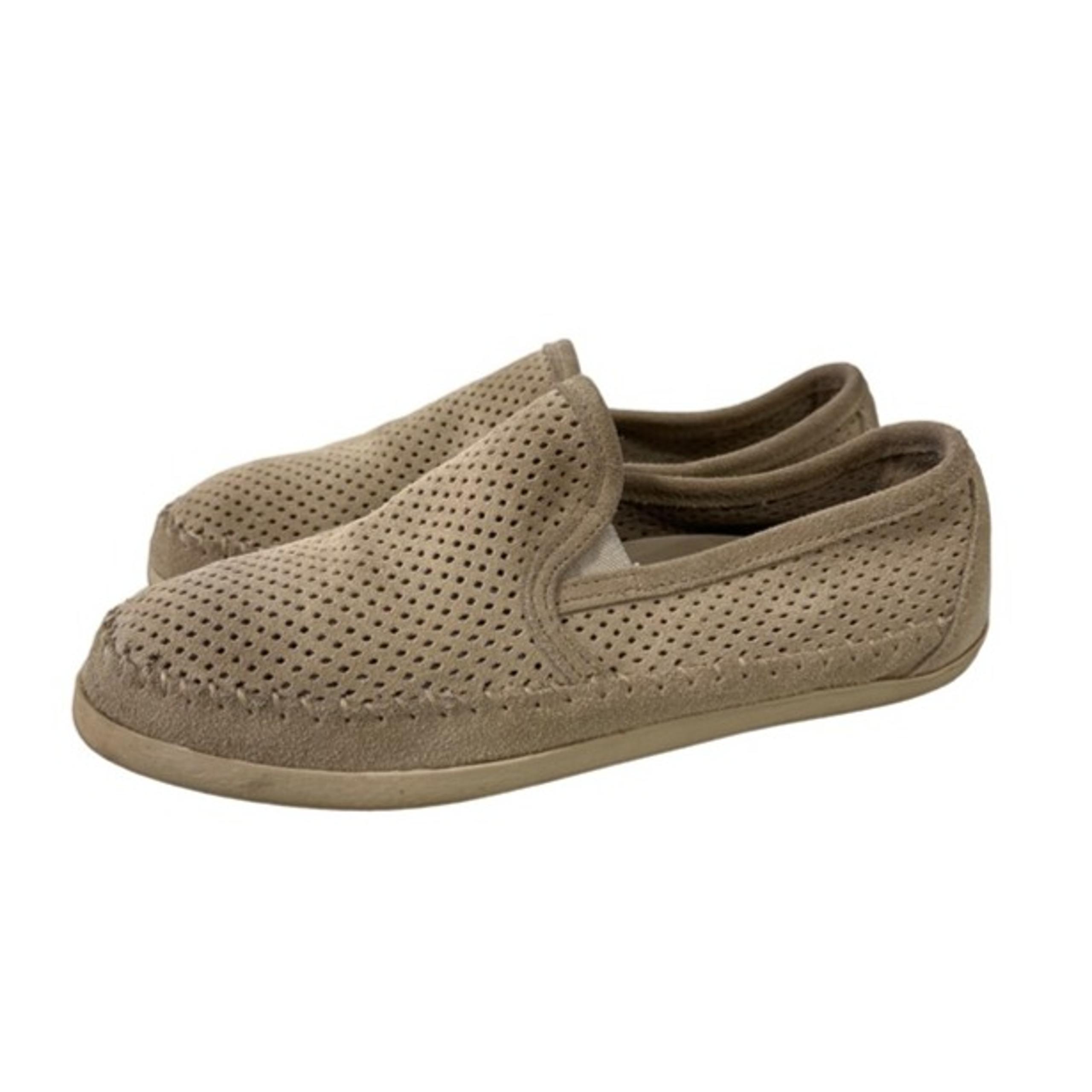 Minnetonka Pacific Perforated Slip-On Shoes Womens 10 Beige Suede Leather