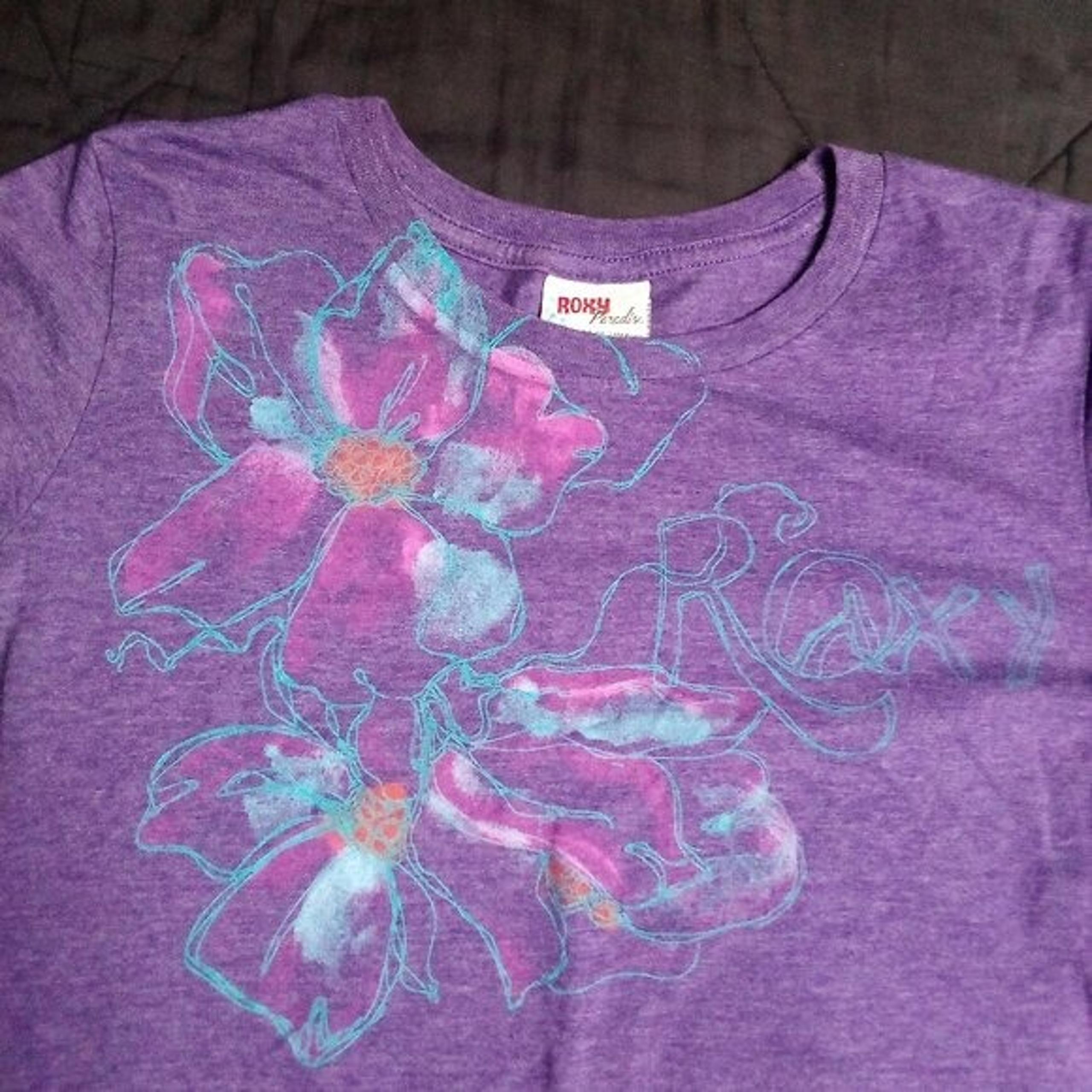 Vintage Y2K Roxy Paradise Flowers Surf T-Shirt