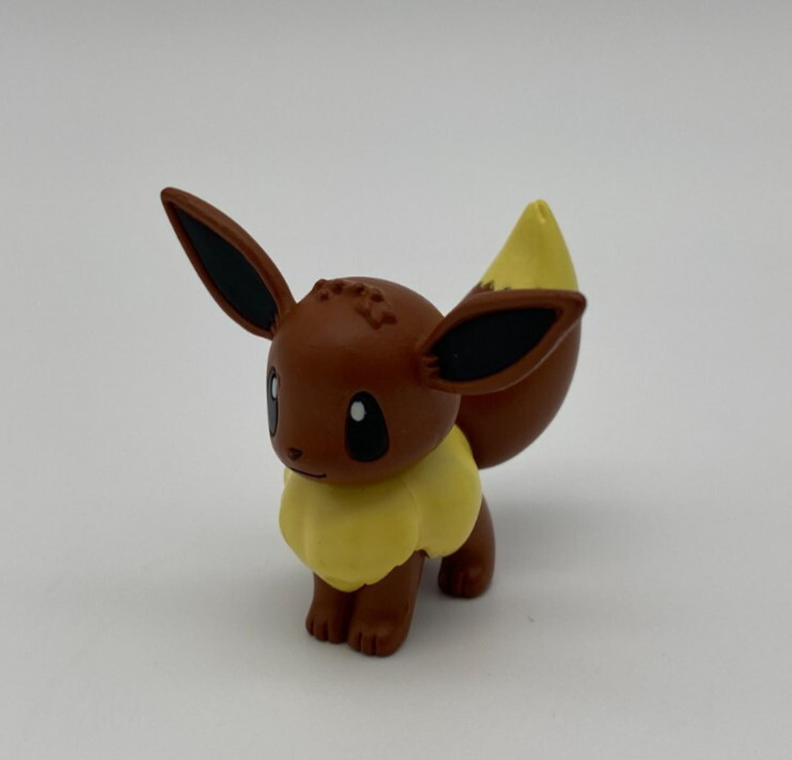 Vintage 2005 Nintendo Pokémon Tomy Eevee 1.5" Action Figure