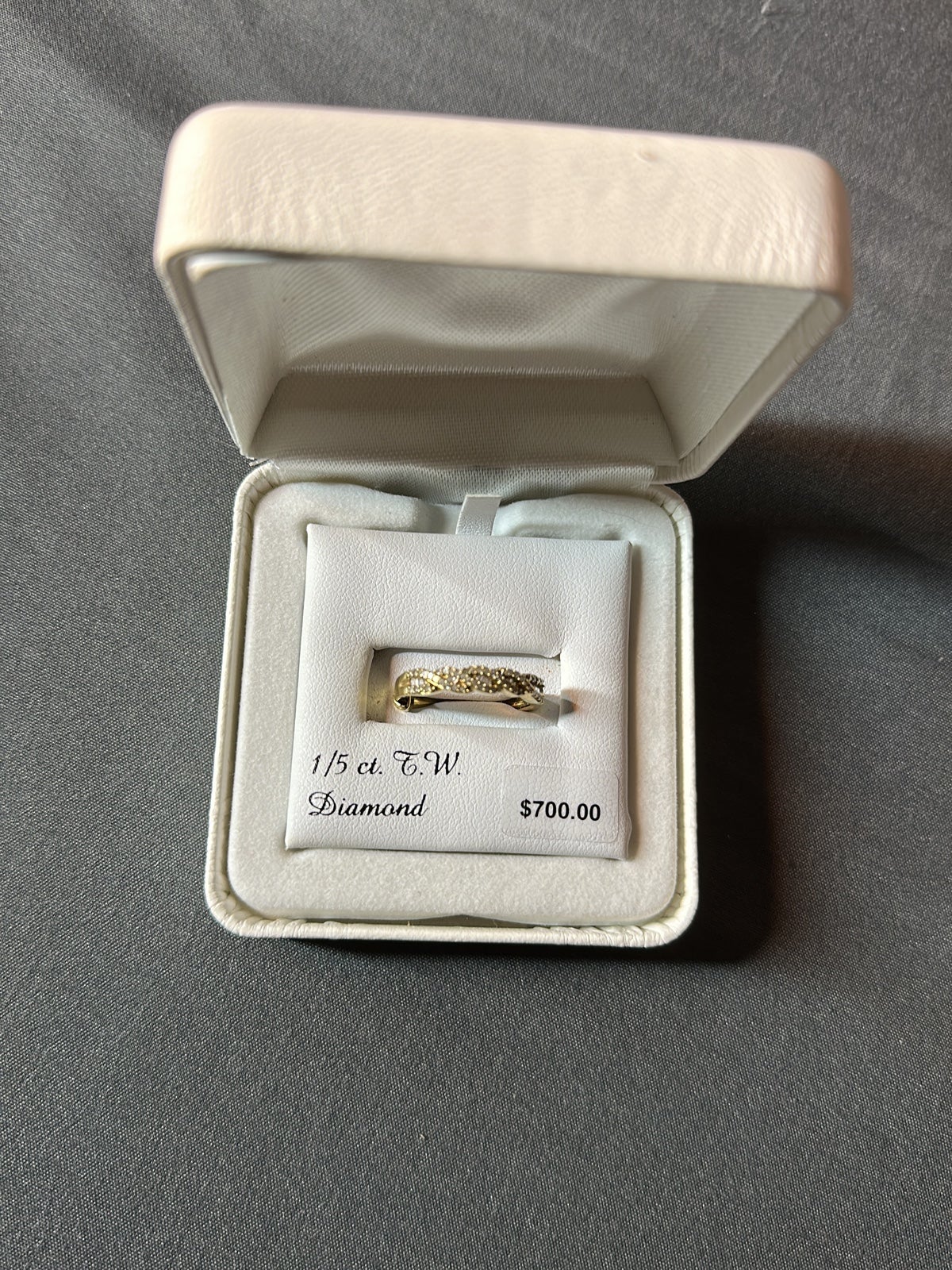 10k gold diamond ring