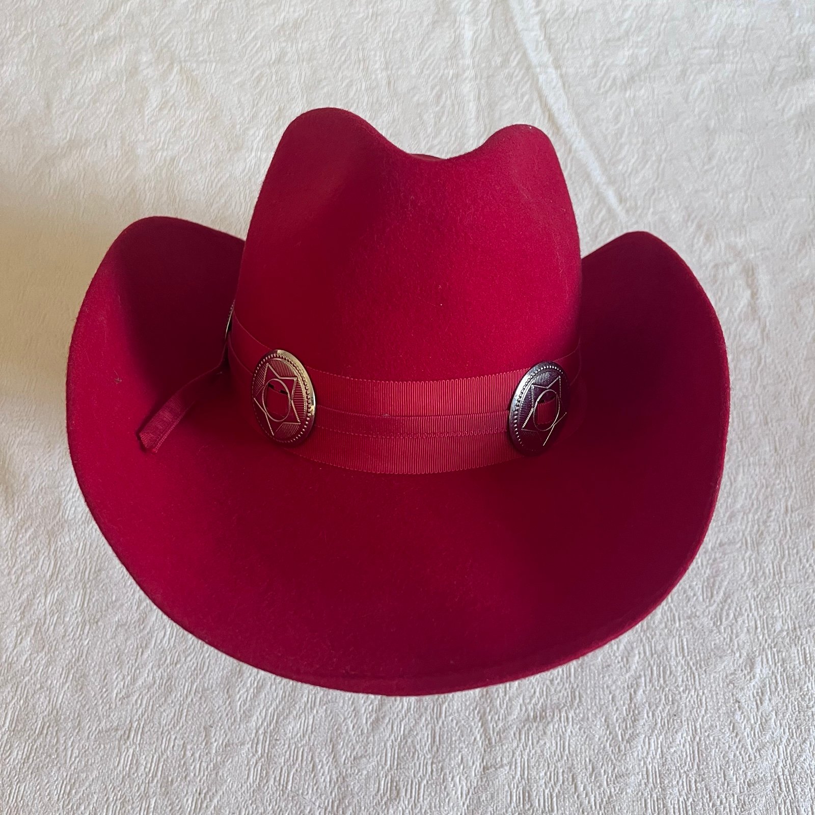 Michael Howard WOMEN'S 100% Wool Red Cowboy Hat With Silver Concho Band