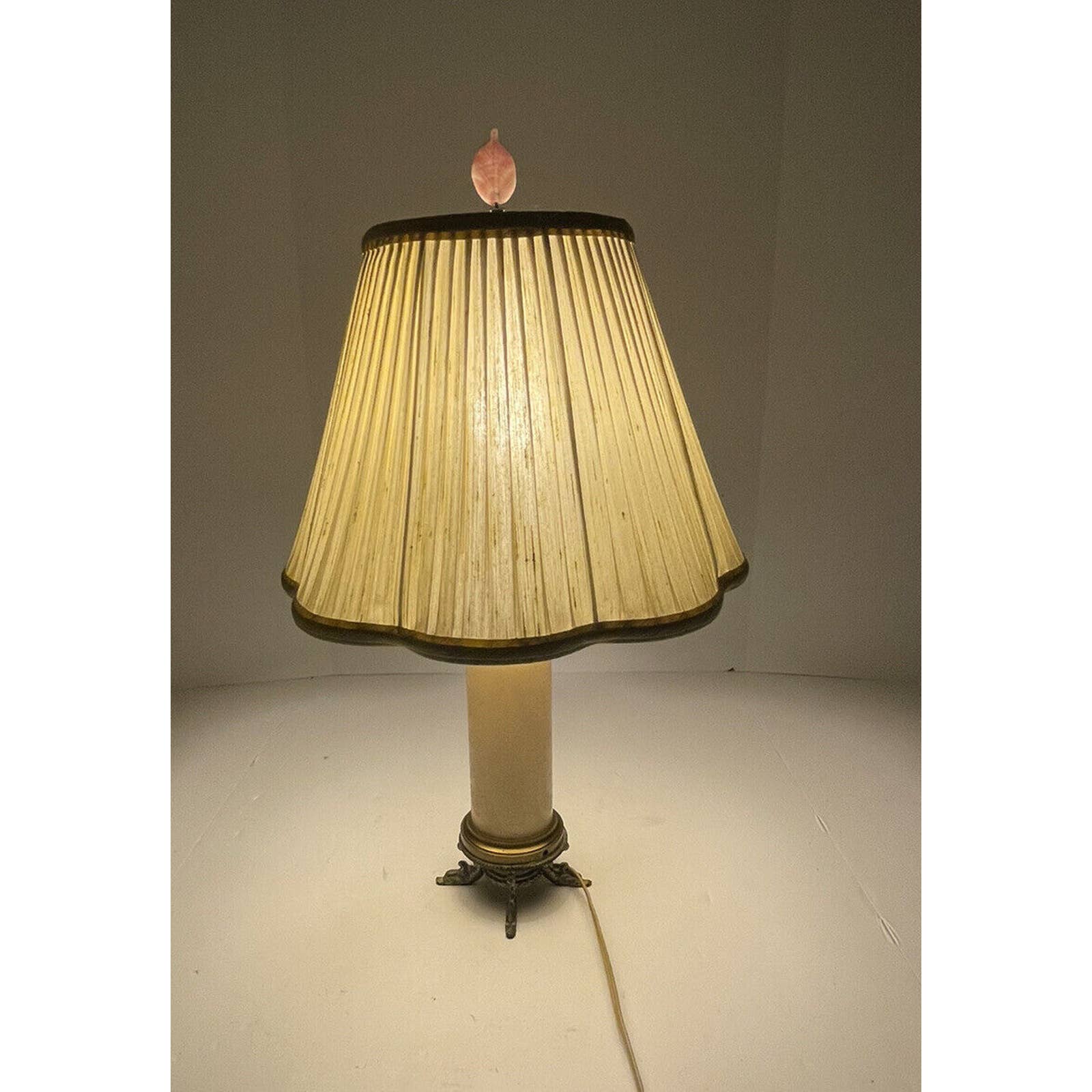Mid Century Chilo Silk Screened Glass Table Lamp Ivory Brass Base Large Shade