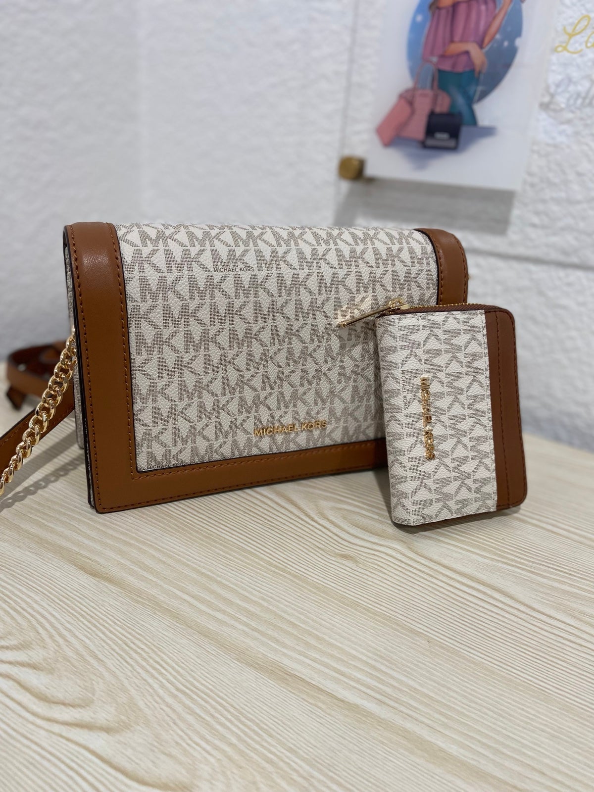 Michael Kors Fullflap Vanilla Crossbody and Cardcase