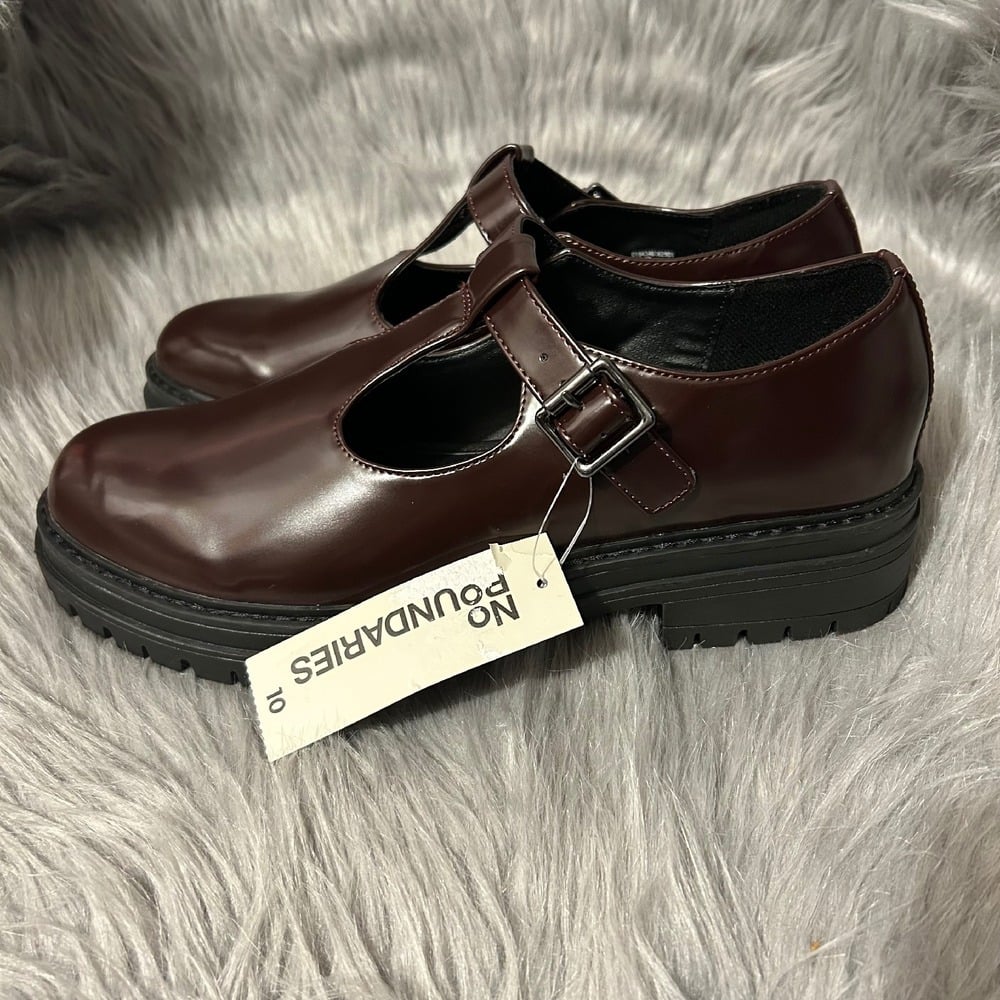 No Boundaries Mary Jane Loafers Women's Size 10 Maroon Platform Adjustable Shoes