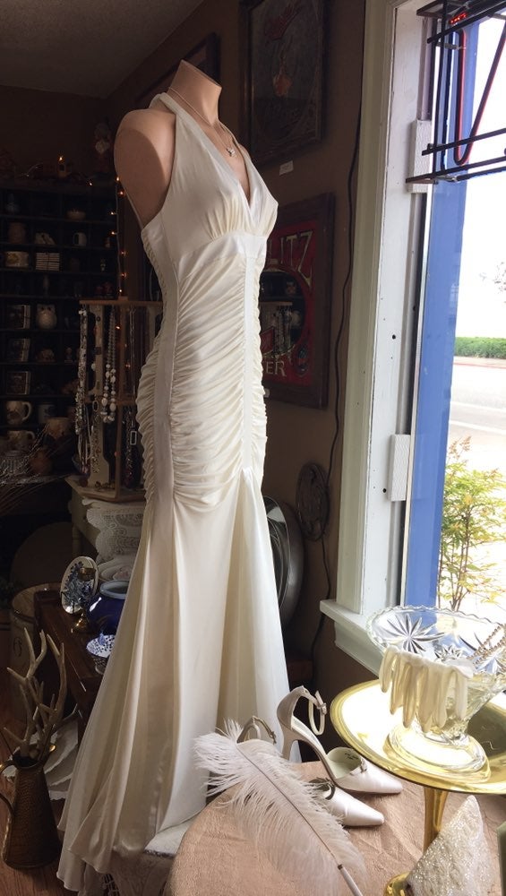 wedding dress