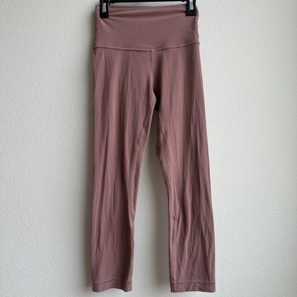 EUC LULULEMON Align Crop 21 2 Red Dust High-Waisted Legging Pant Mauve Rose