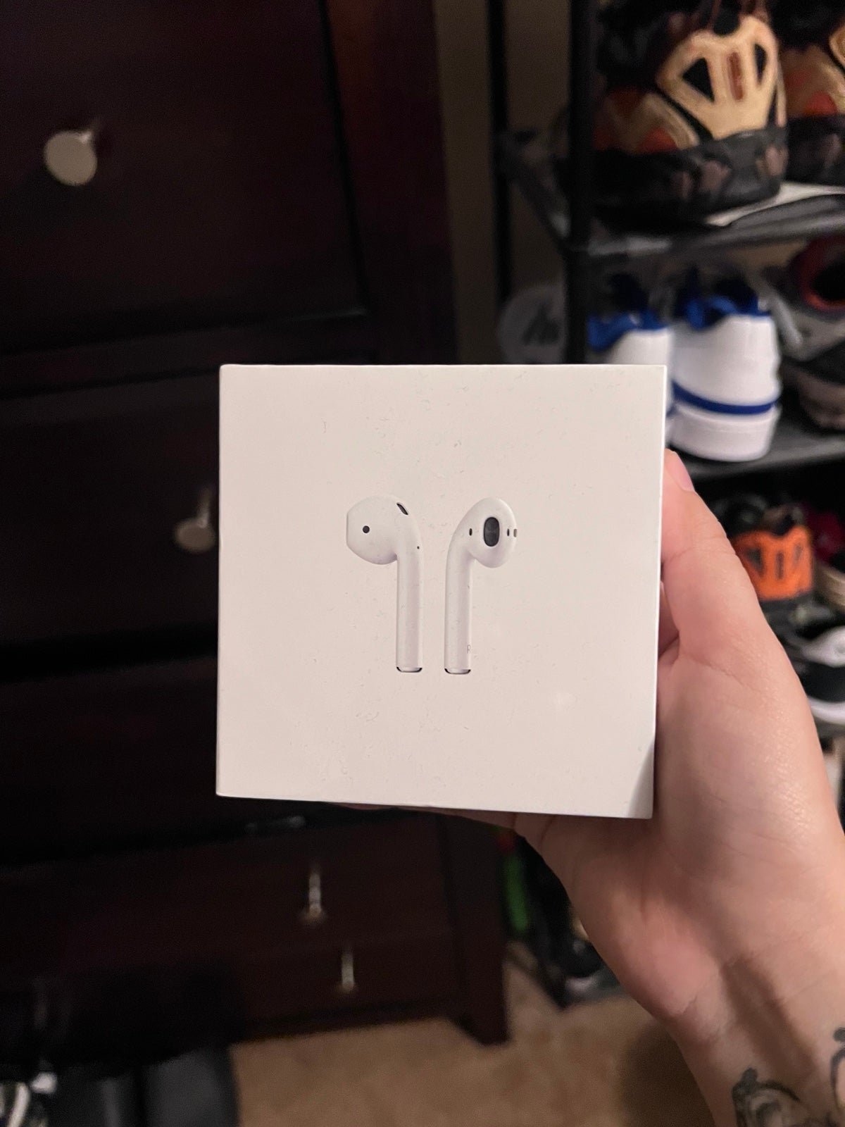 AirPod 2nd Gen with charging case Brand New Sealed