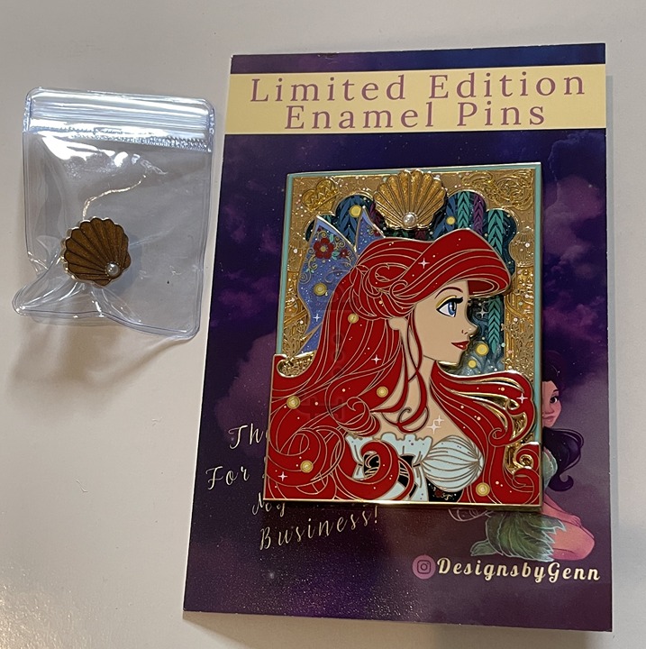 DBG Disney Fantasy Pin designsbygenn Ariel Little Mermaid Blue w/ Shell Pin LE
