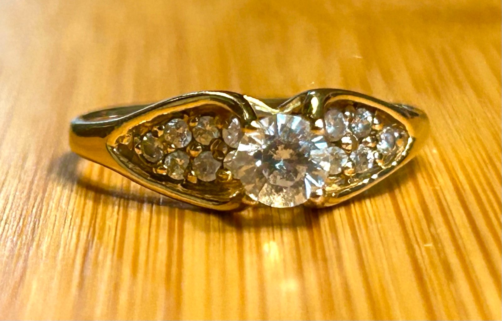 10k Yellow Gold Engagement Ring CZ Stones Size 7
