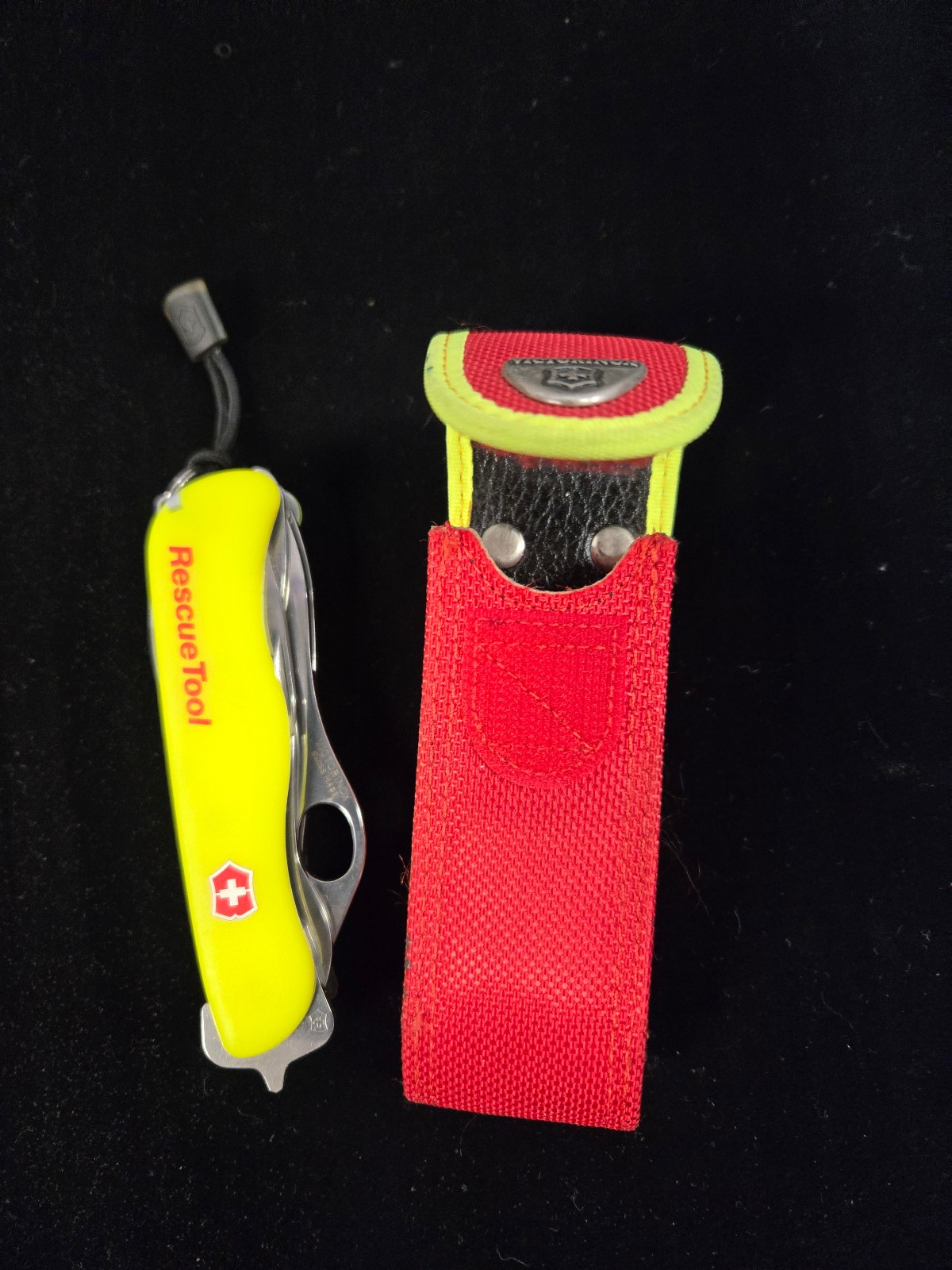 Victorinox Rescue Tool Swiss Army Knife Multi-Tool - Glow in Dark Scales