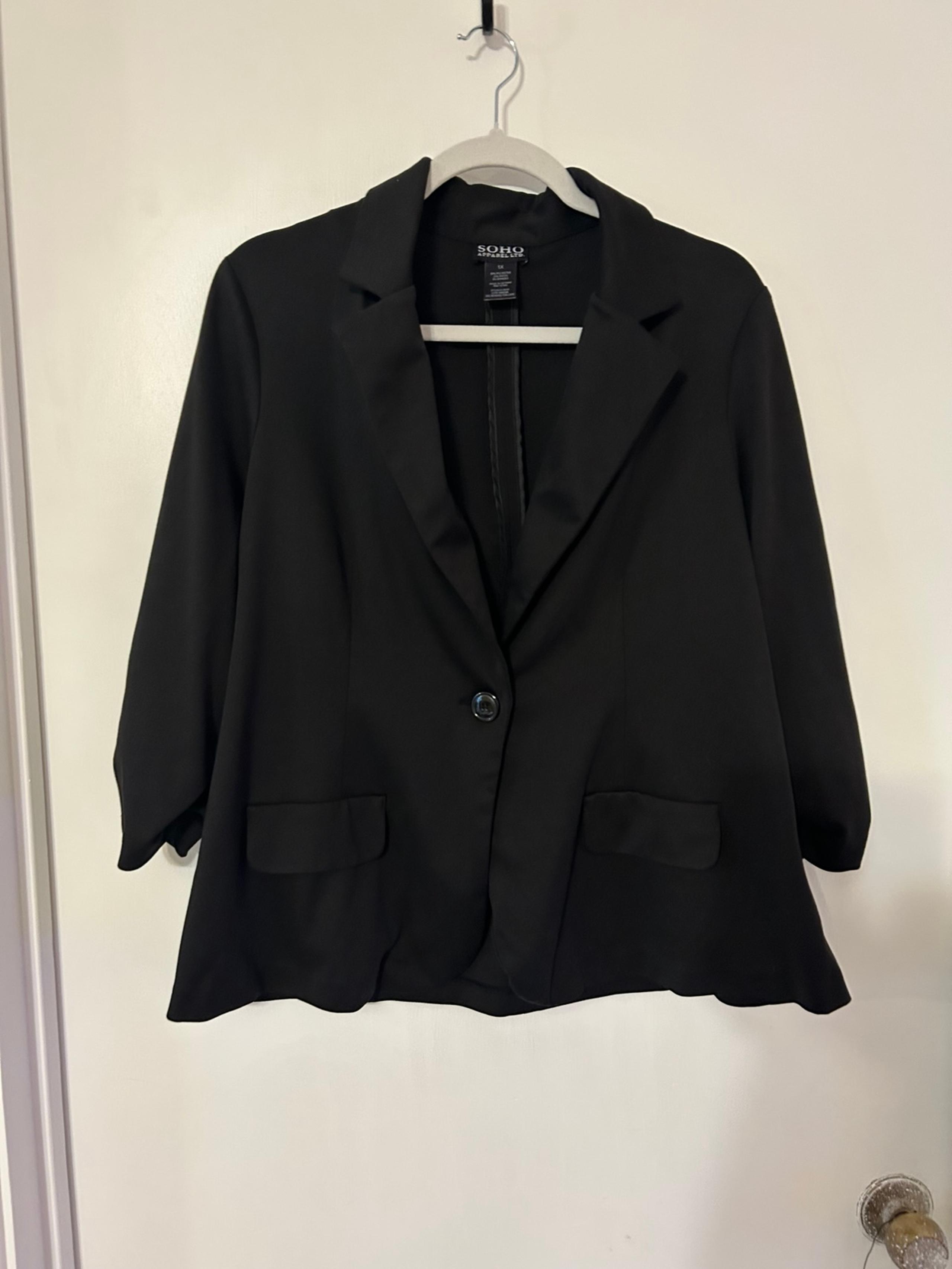 Plus size black blazer with gathered 3/4 length sleeve