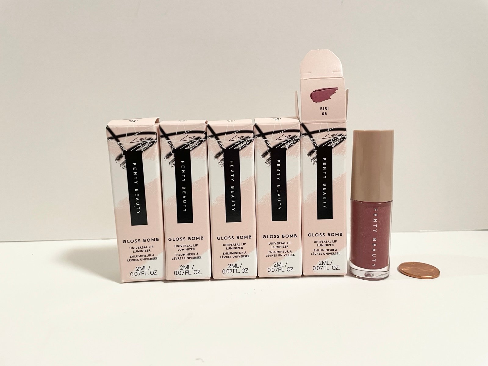 5 Fenty Beauty Gloss Bomb Universal Lip Luminizer RIRI 2 mL 0.07 fl oz Travel