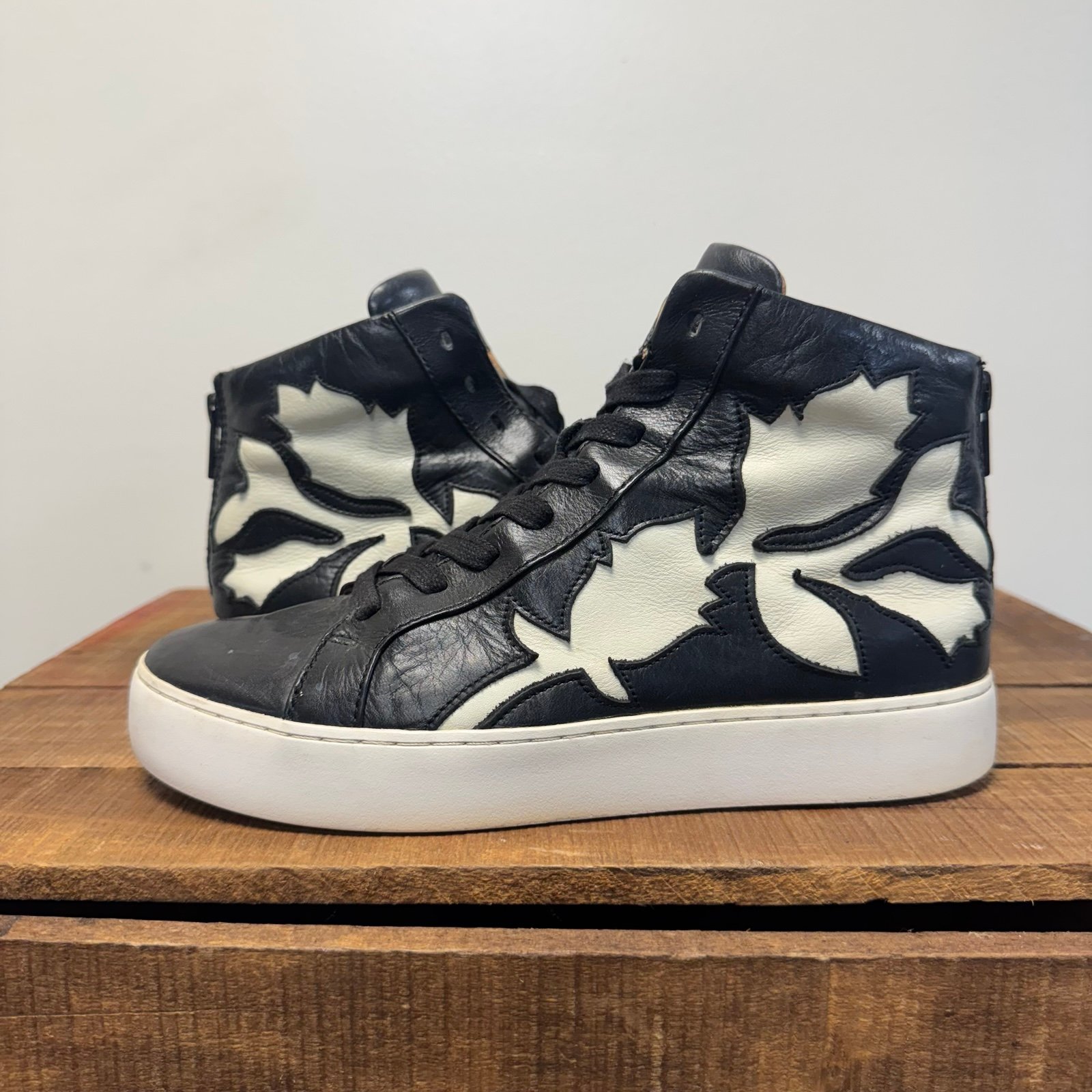 Frye Lena Floral Shoes Mens Size 7 M Black Sneakers Leather Mid Casual Comfort