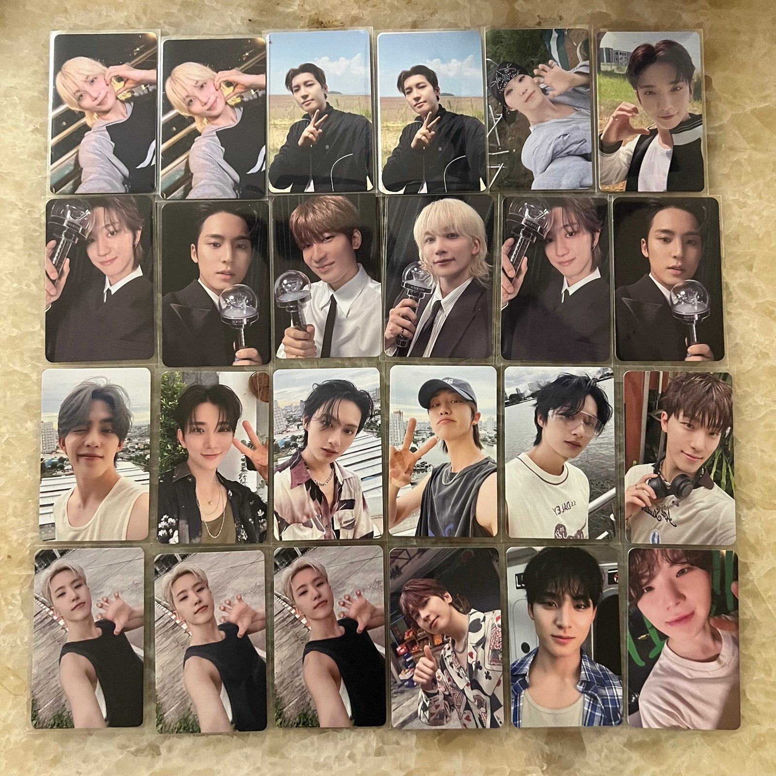 SEVENTEEN LA POP UP/ CARAT ZONE/US EXCLUSIVE VERSION 1&2
