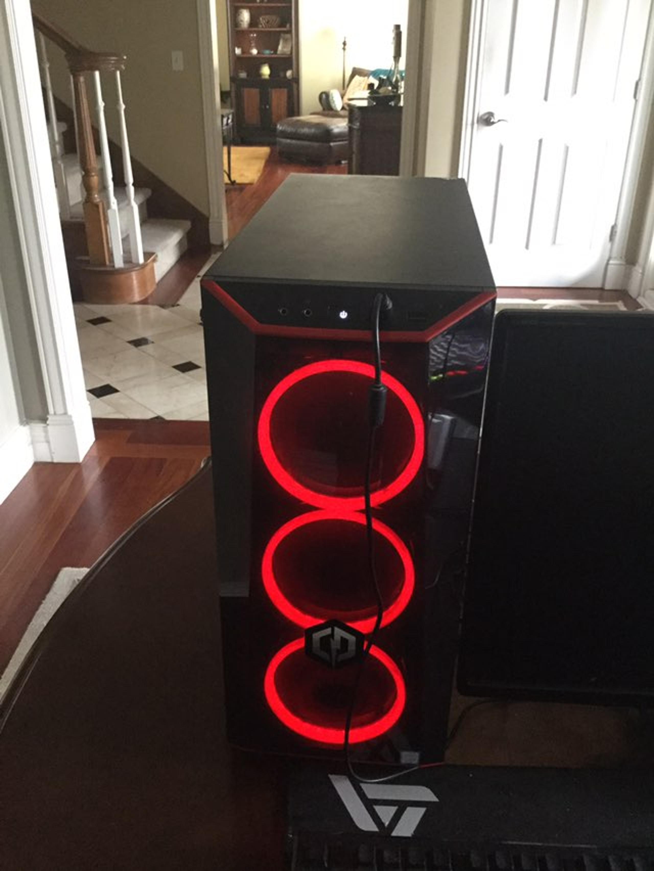 Gaming PC With Peripherals - Intel