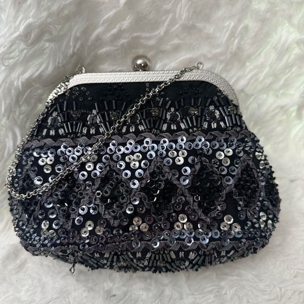 Valerie Stevens Black Beaded Sequinned Clasp Formal Evening Clutch Mini Bag