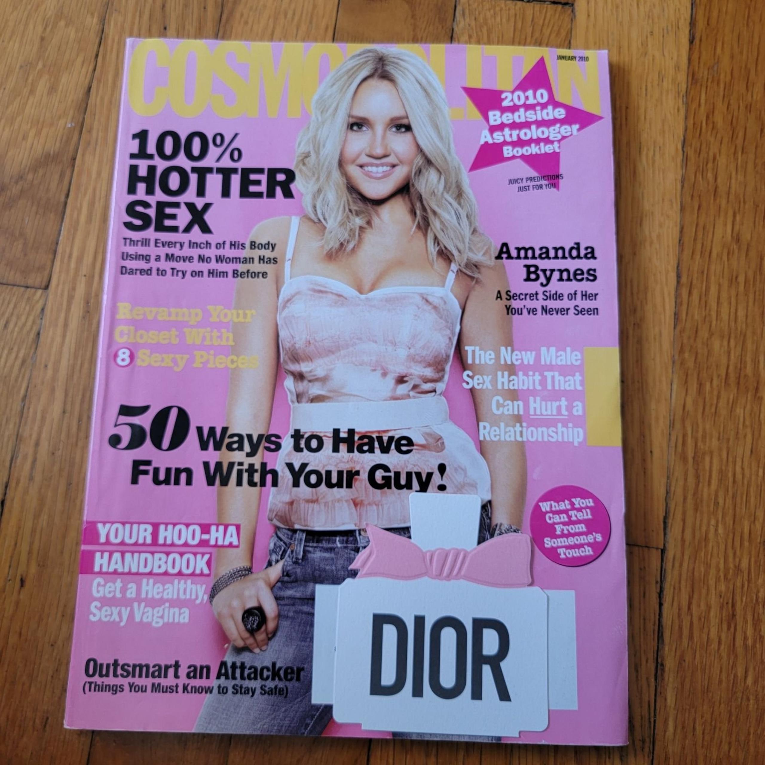 2010 Cosmopolitan Amanda Bynes Cover Magazine