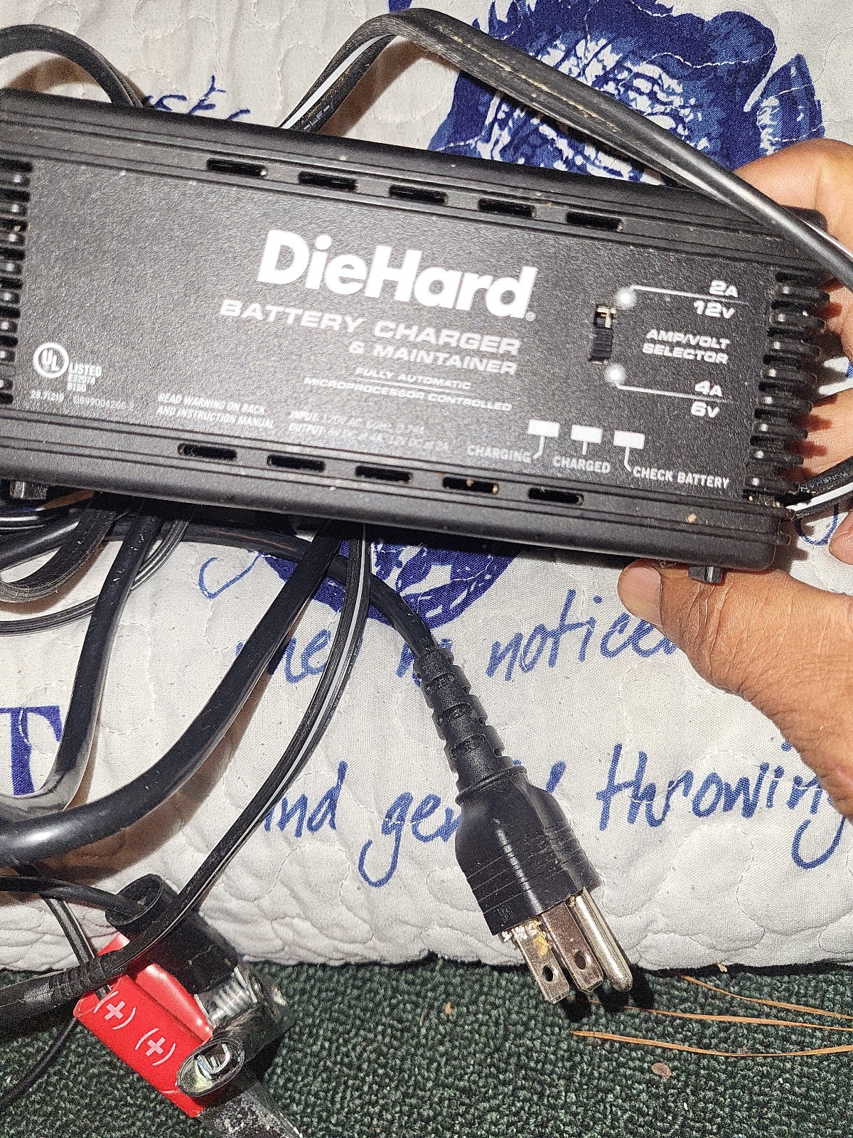 DieHard 2-Amp 6-Volt/12-Volt Automotive Battery Charger and Maintainer, Fully Au