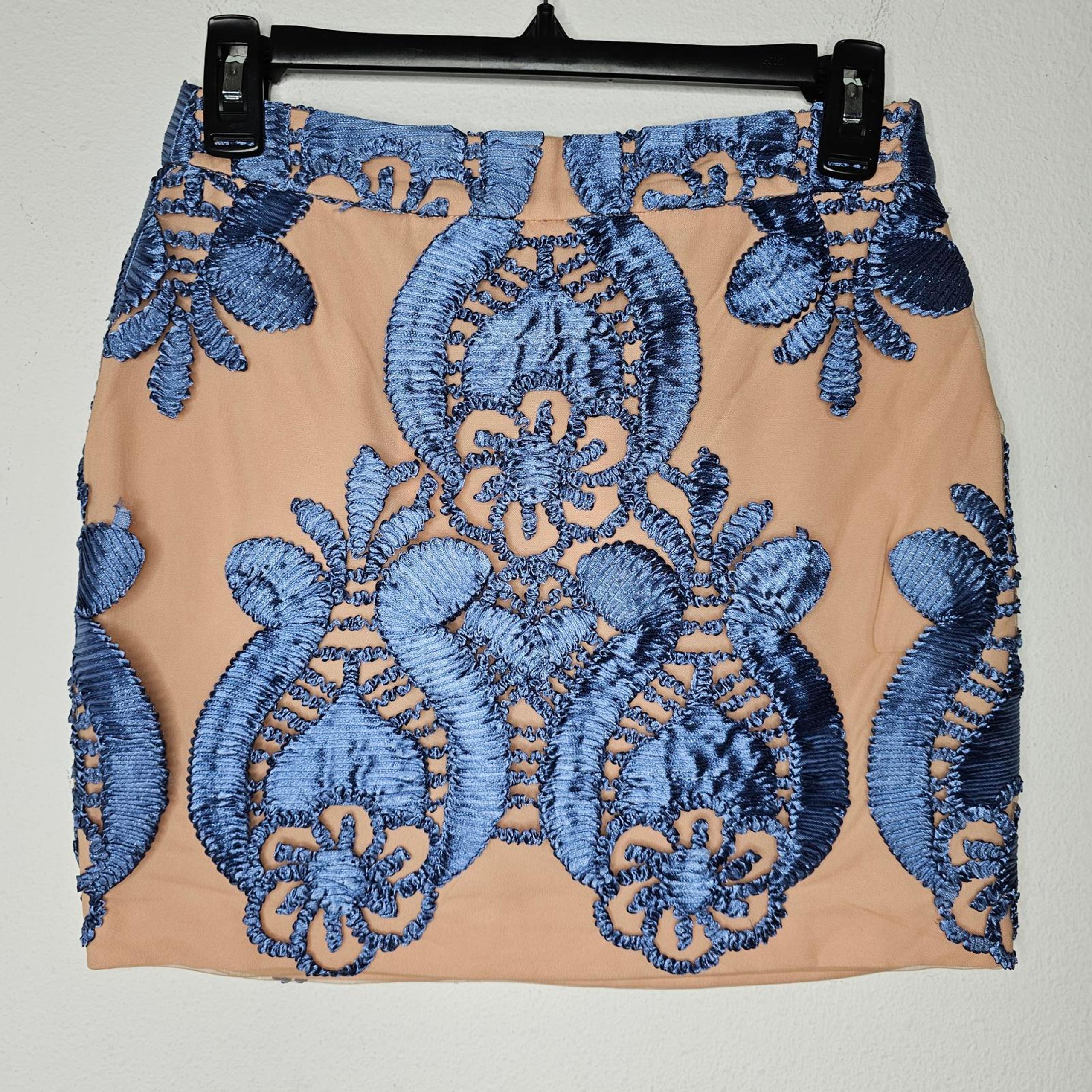 NWT Endless Rose Women's Embroidered Skirt Size Small