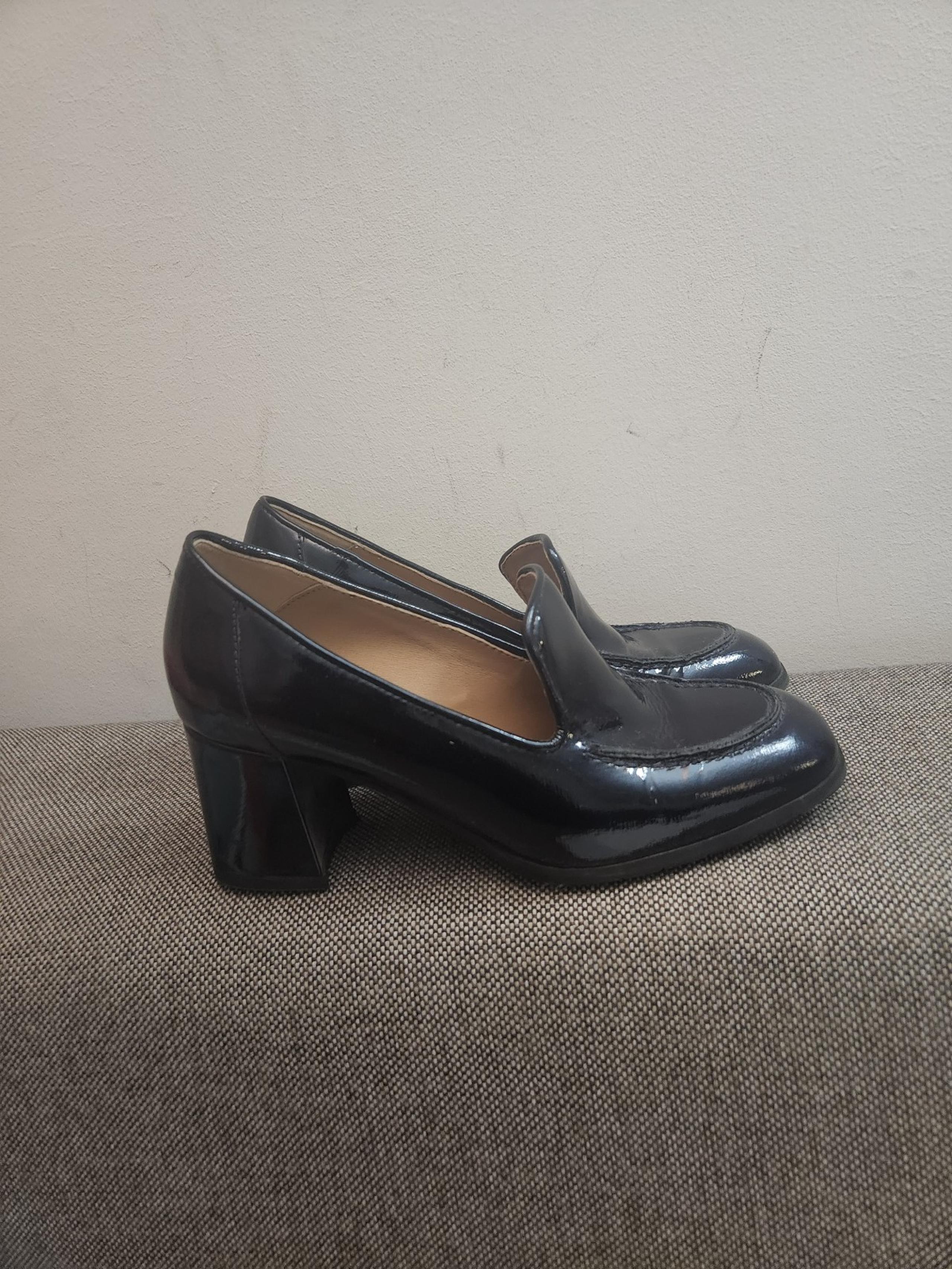 Aquatalia Michelle Water Resistant Pump Navy Blue Patent Leather Sz 6.5