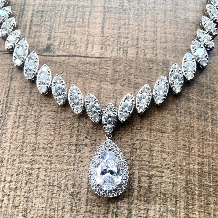 Lab Diamond Water Drop Necklace Set