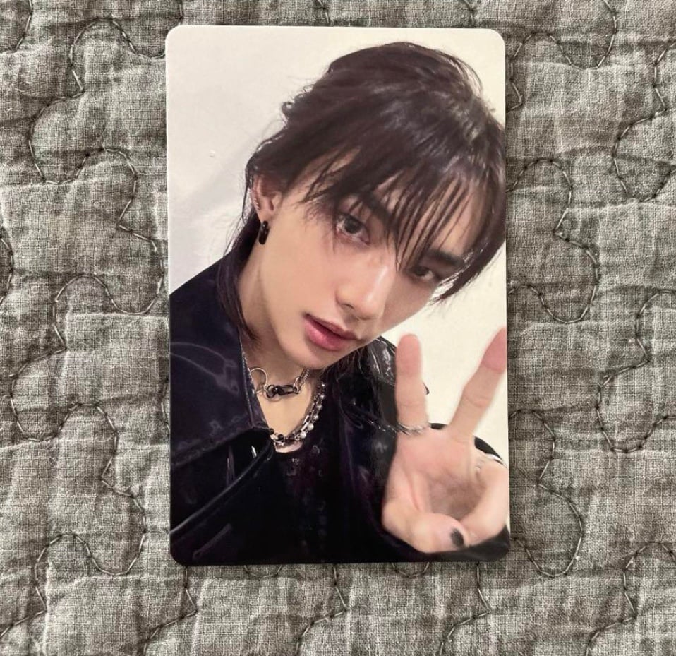 Stray Kids dominATE domin ate pop up in Japan 10000 yen ver 2 Hyunjin photocard