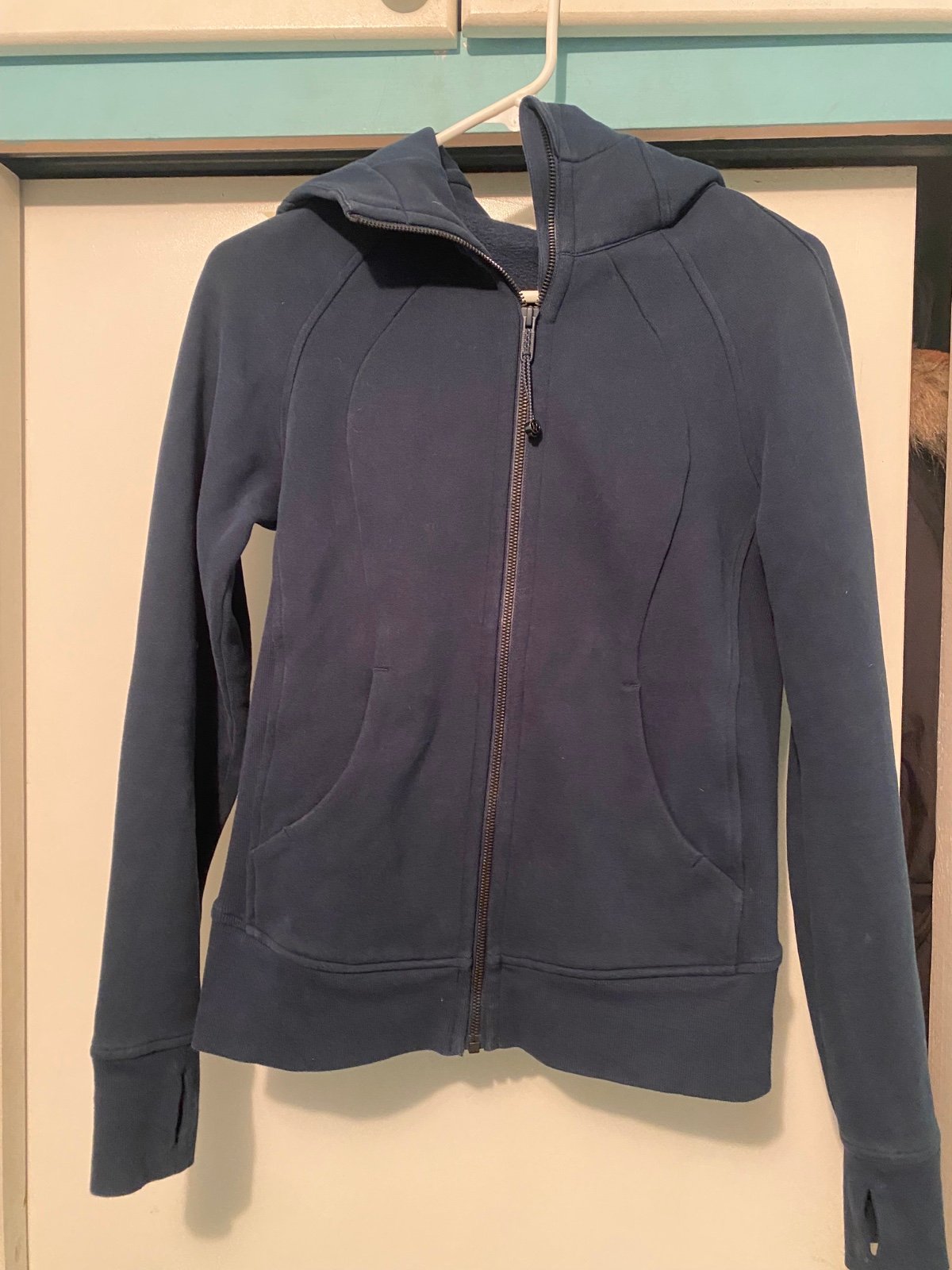 Lululemon Scuba Size 4
