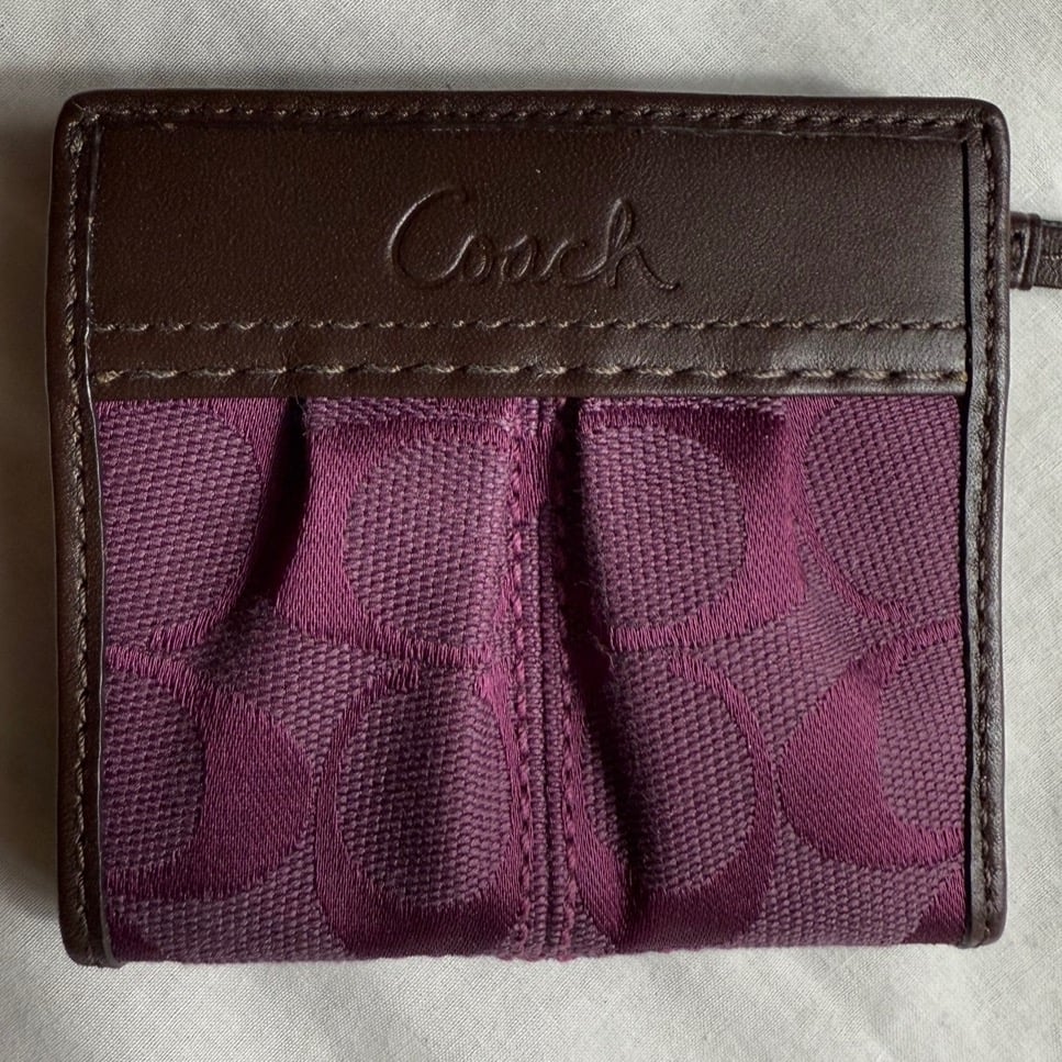 Coach Grape SOH PLT SIG MINI Wallet
