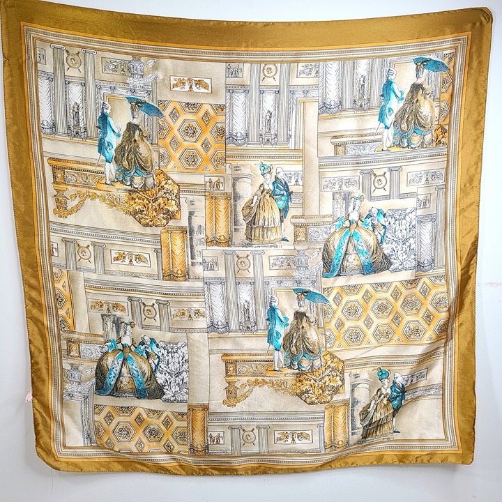 Victorian 1900s Made in Italy Gold Off White Square Scarf