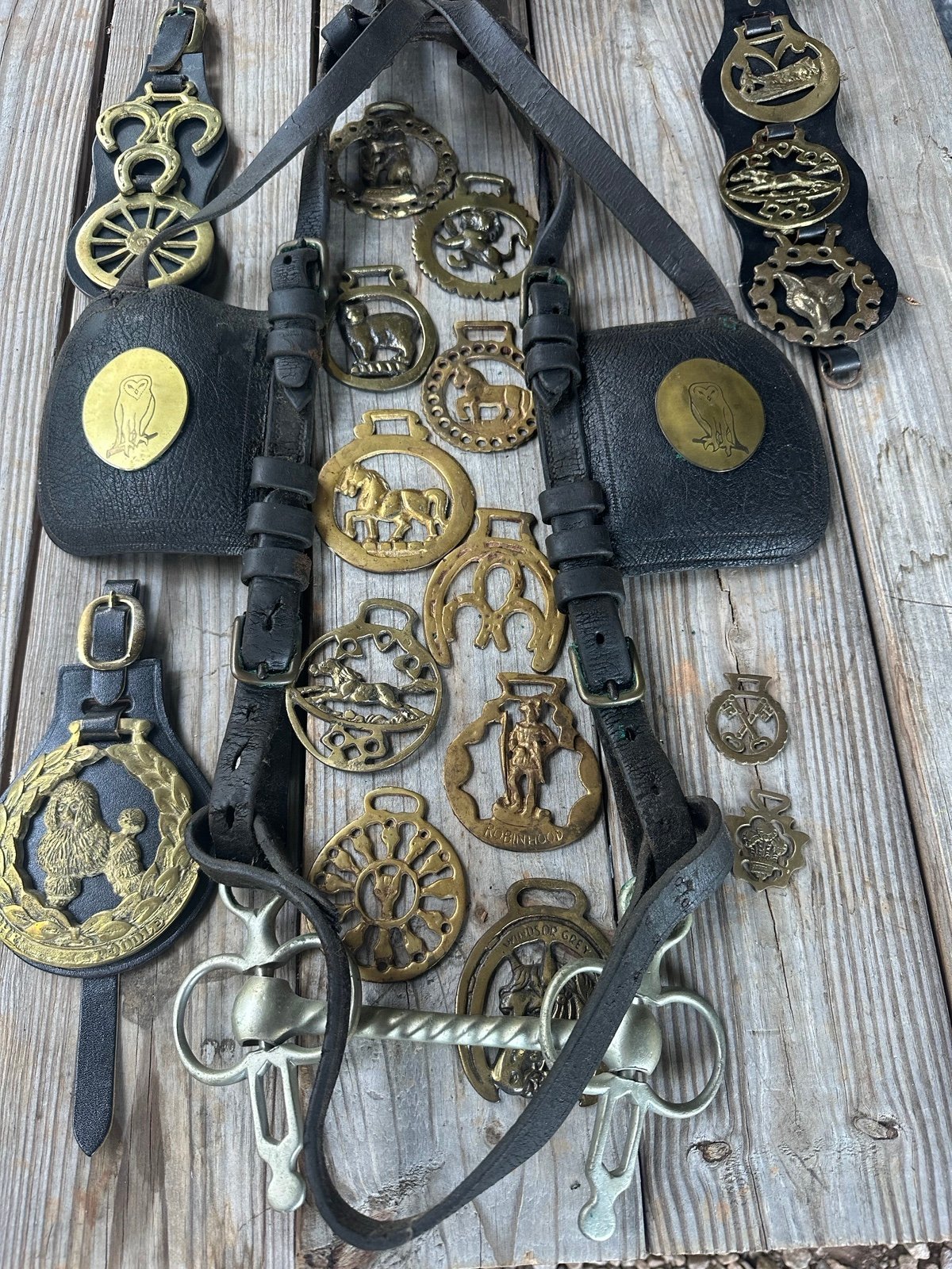 Huge lot vintage brass English horse bridal saddle garnishments leather