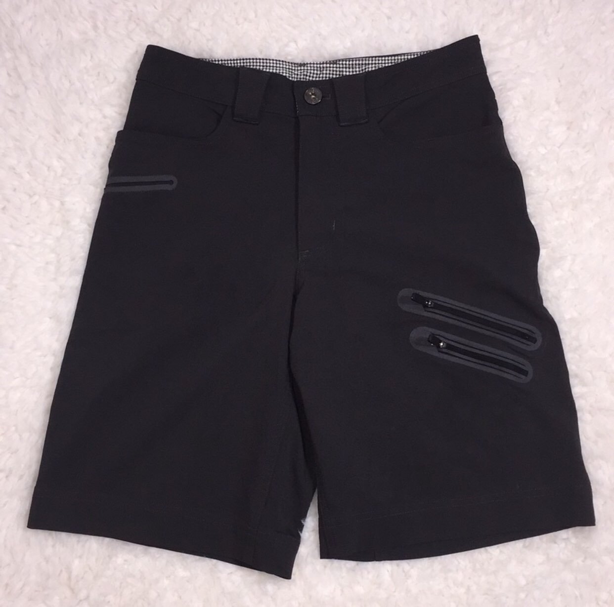 Lululemon short size 30