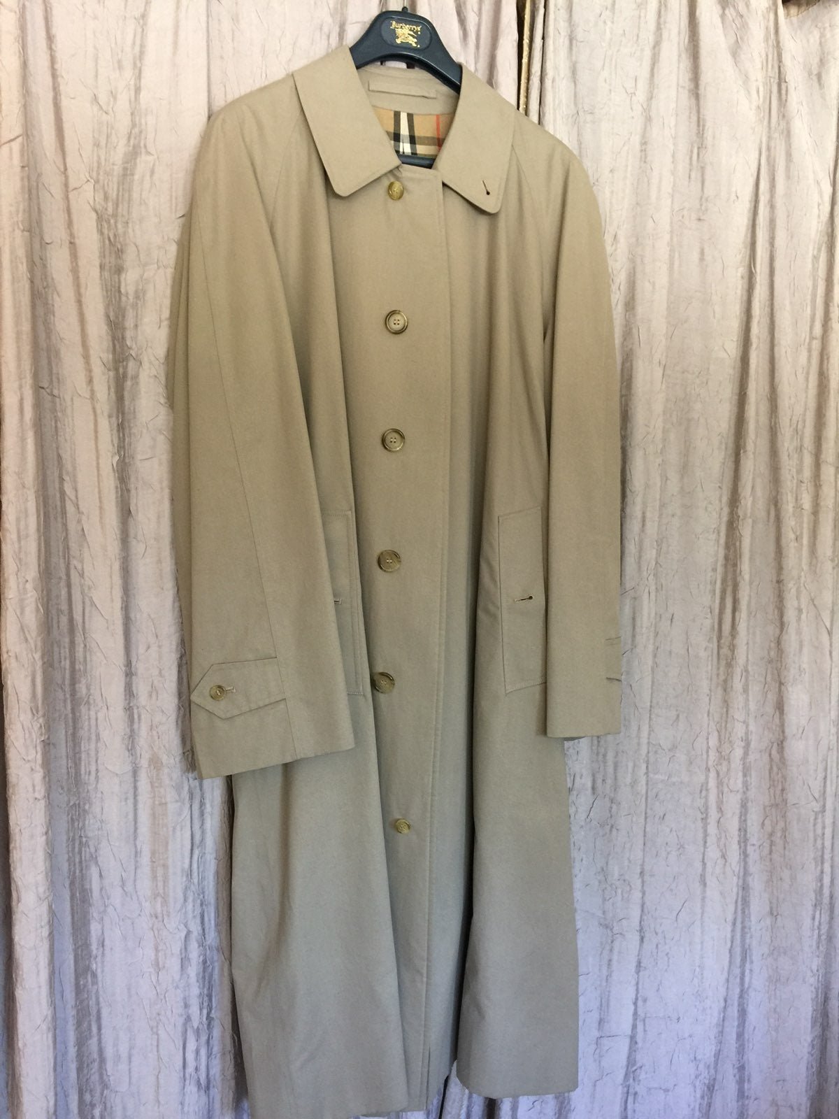 Burberrys Trench coat, Size 40 Regular