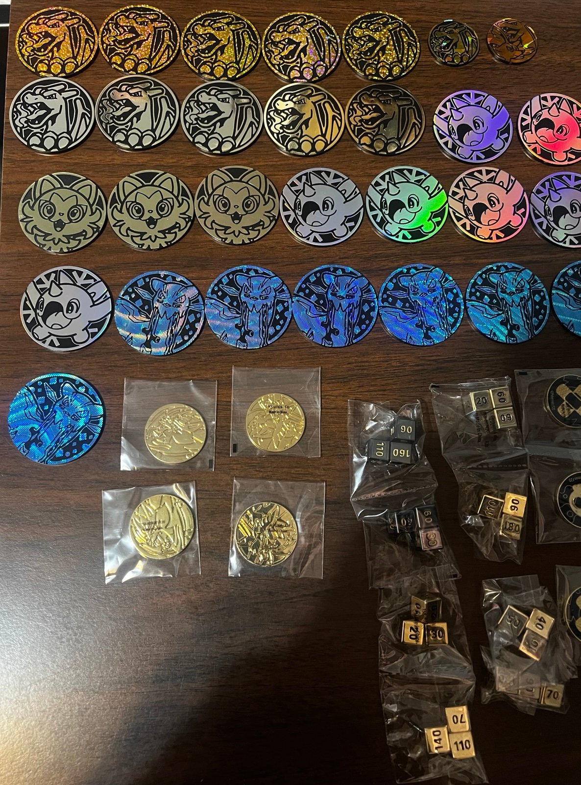 Pokémon coin & dice lot - charizard