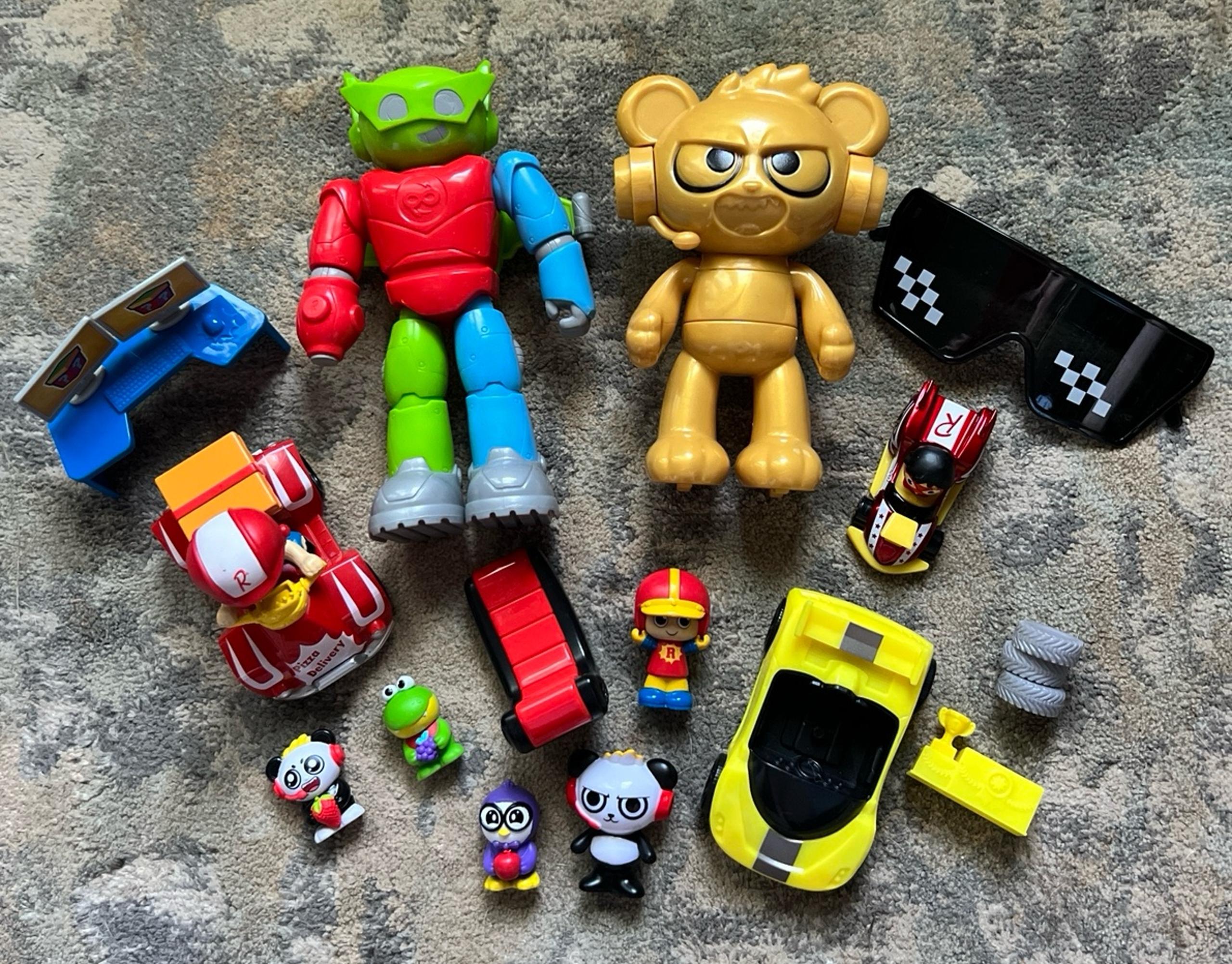 Ryan’s world toy bundle