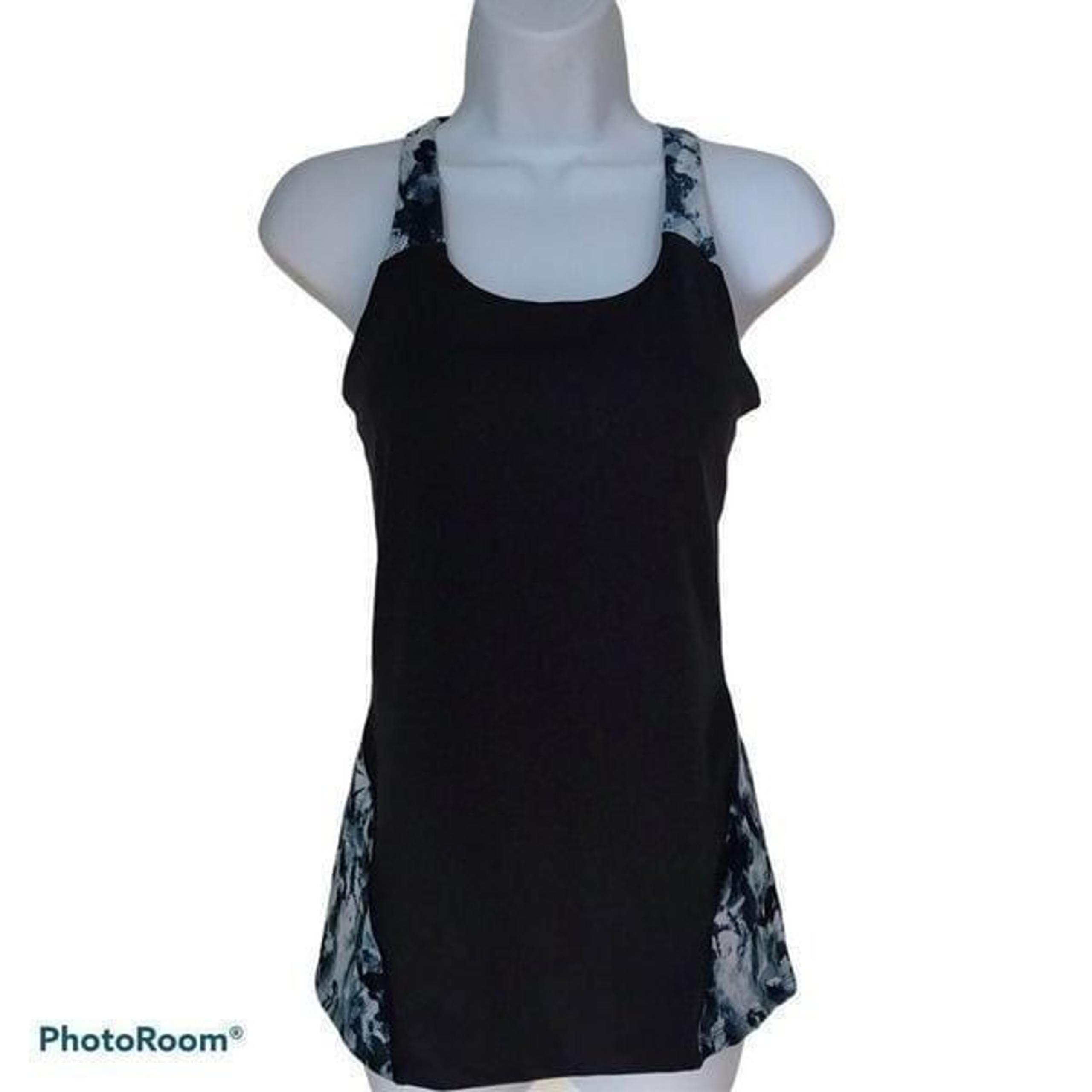 GAIAM Gray Tank Built in Bra Top XS