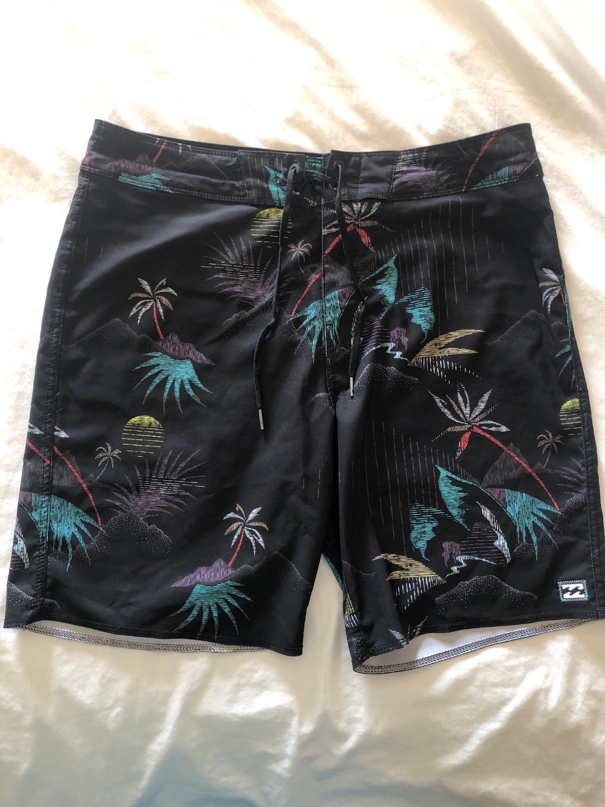 Billabong board shorts/swim trunks/pants/suit Men’s sz 32