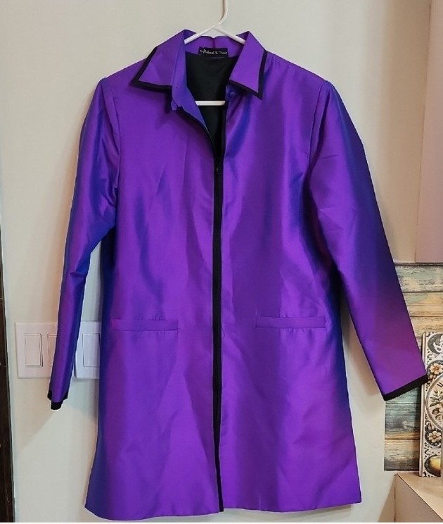 Richard K Tsao 100% Silk Purple Car Coat with Sleek Modern Design