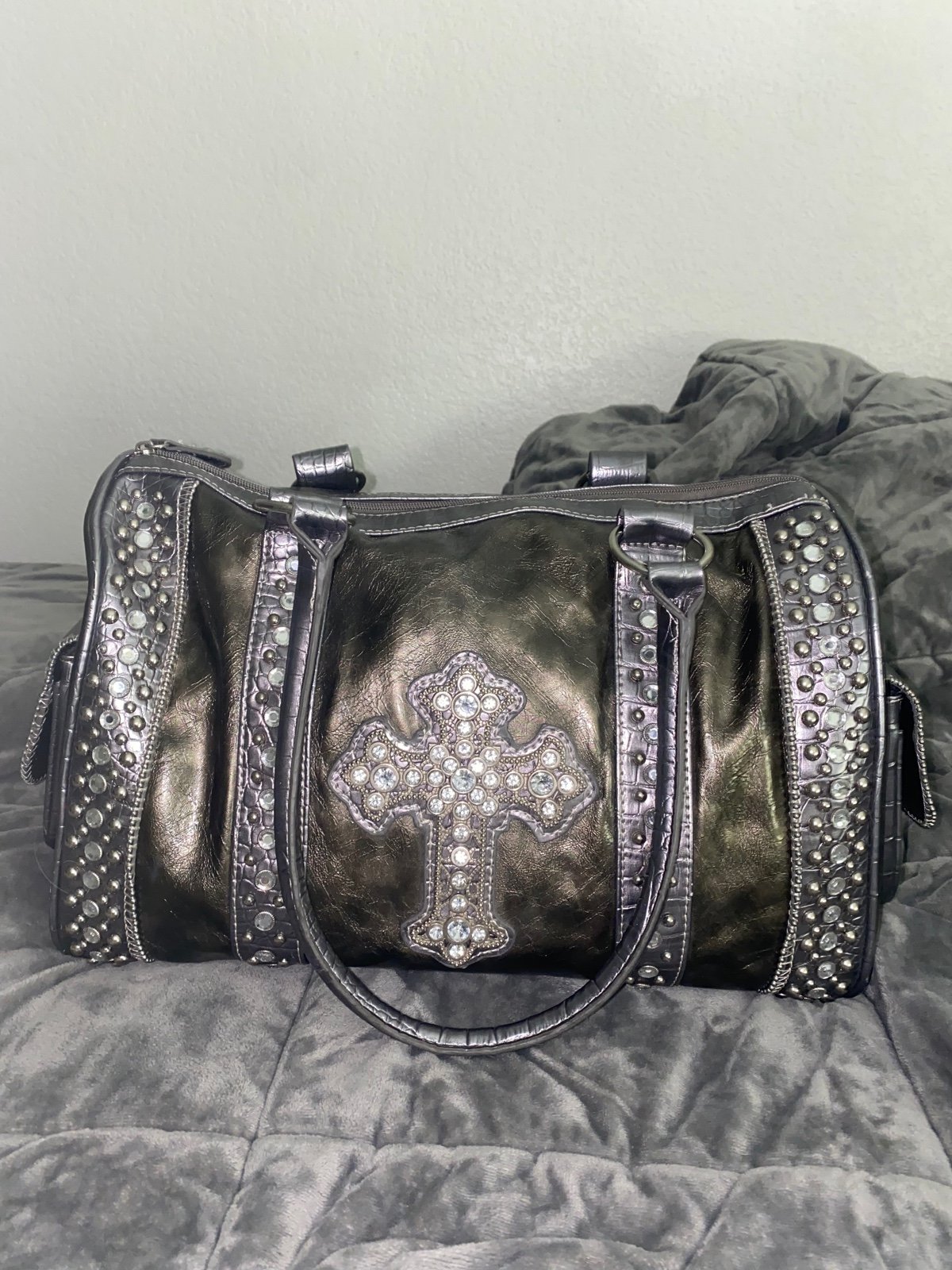 Hananel Leather Duffle Bag
