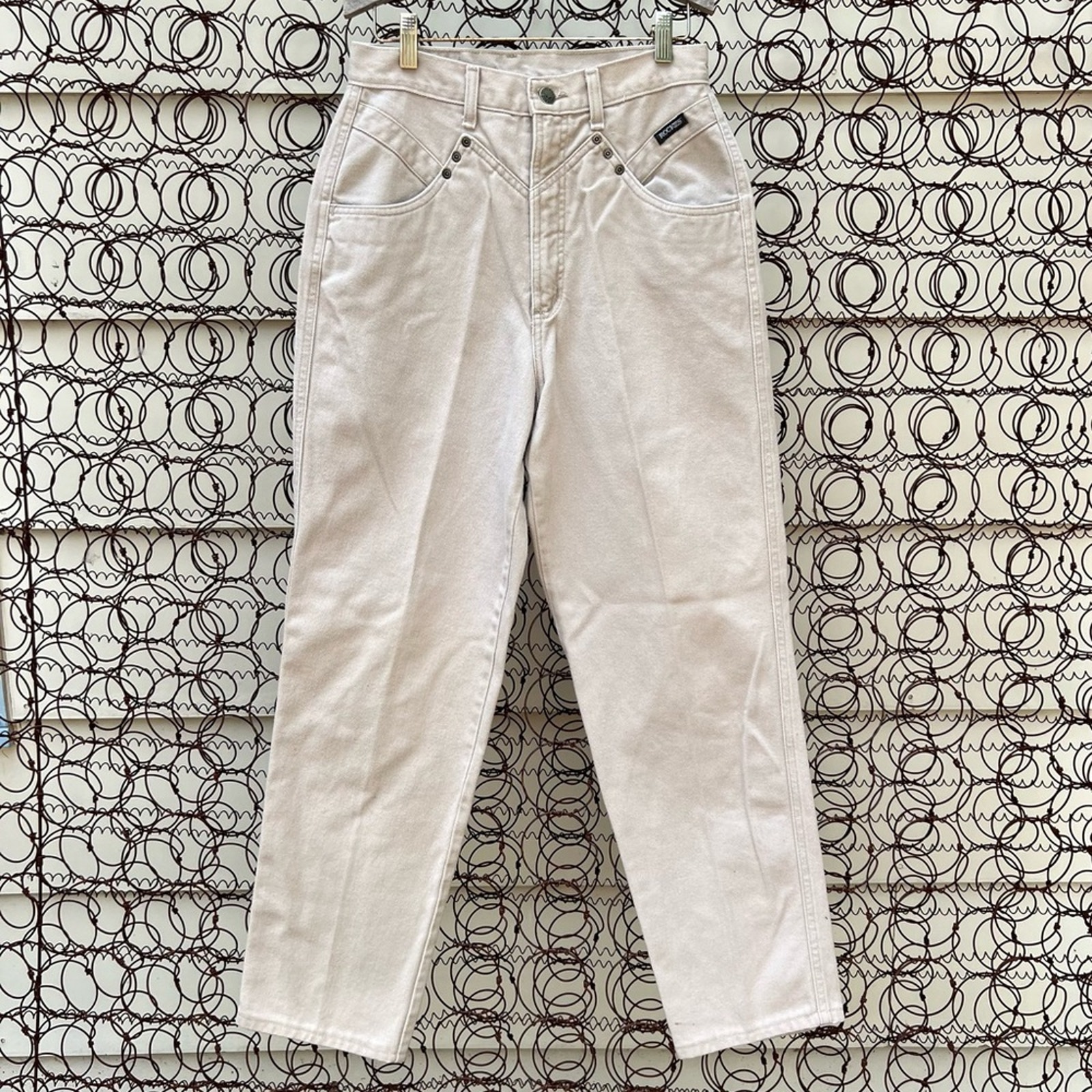 Vintage 90s Rockies high rise V yoke taper leg bareback tan jeans rivet detail
